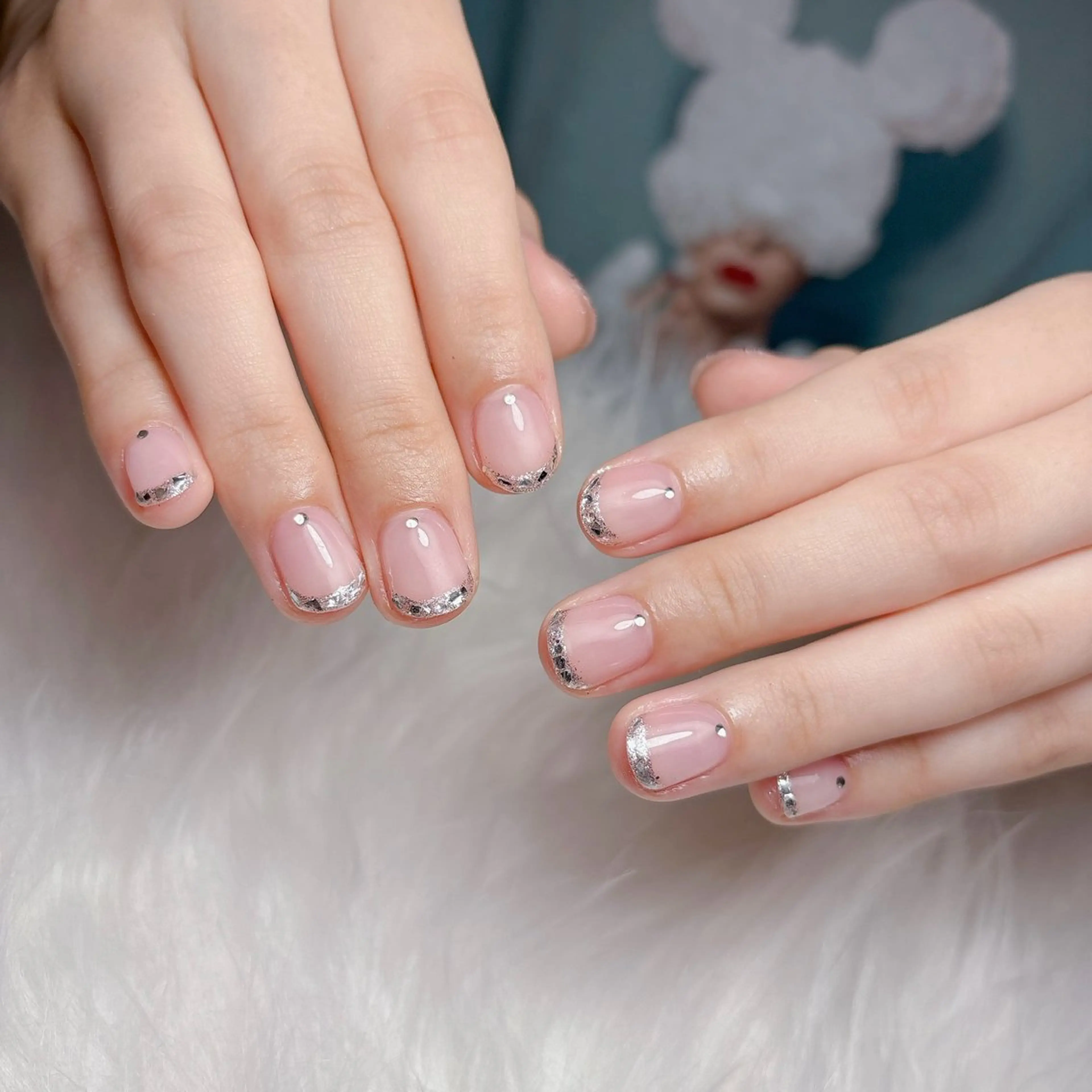 ネイル フレンチネイル ガラスフレンチ シンプルネイル 🌟Pikarin Nail🌟のネイルデザイン