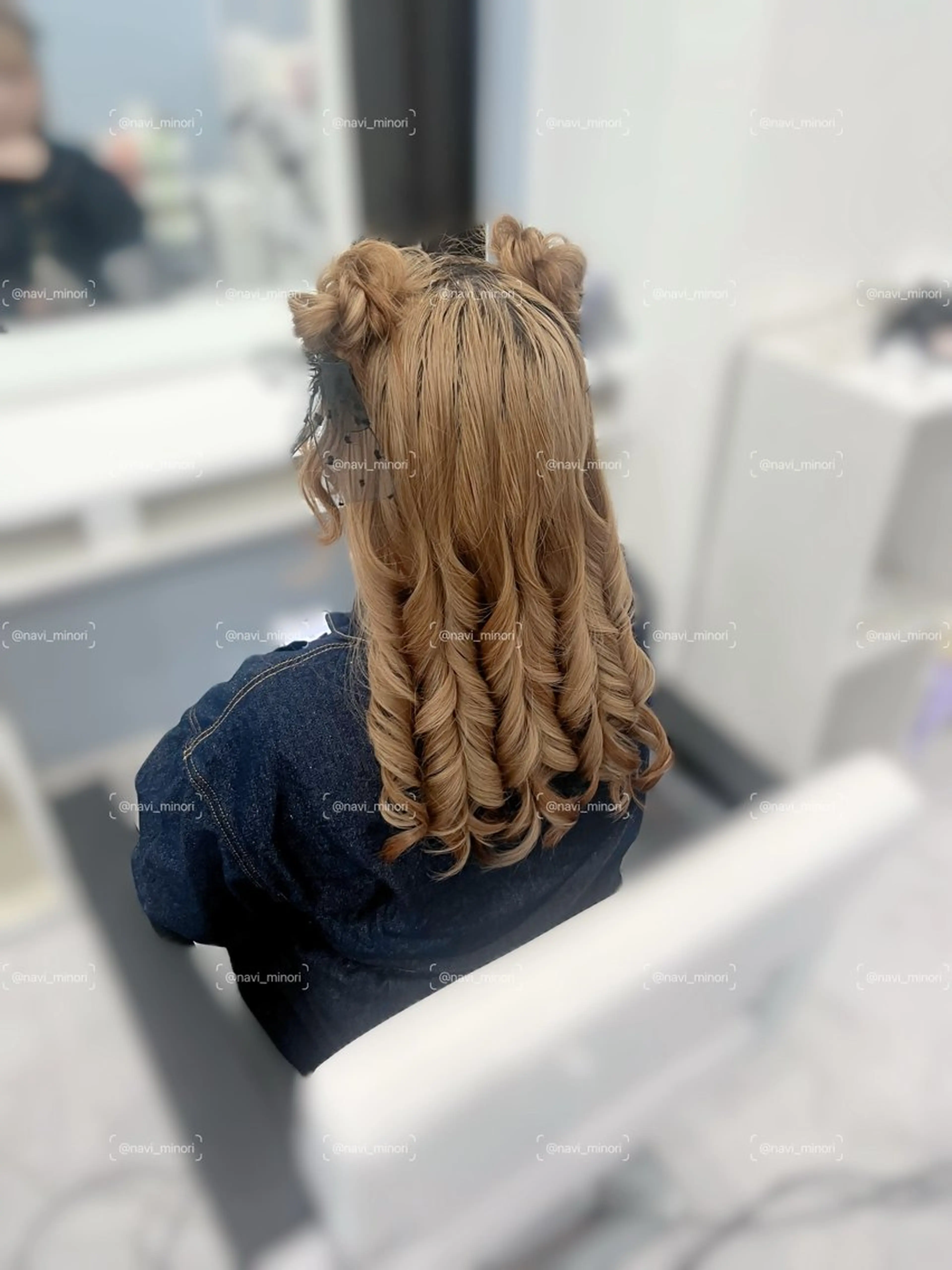 セミロング ヘアアレンジ お団子ヘア hairsetsalonNAVI所属・navi minoriのヘアスタイル