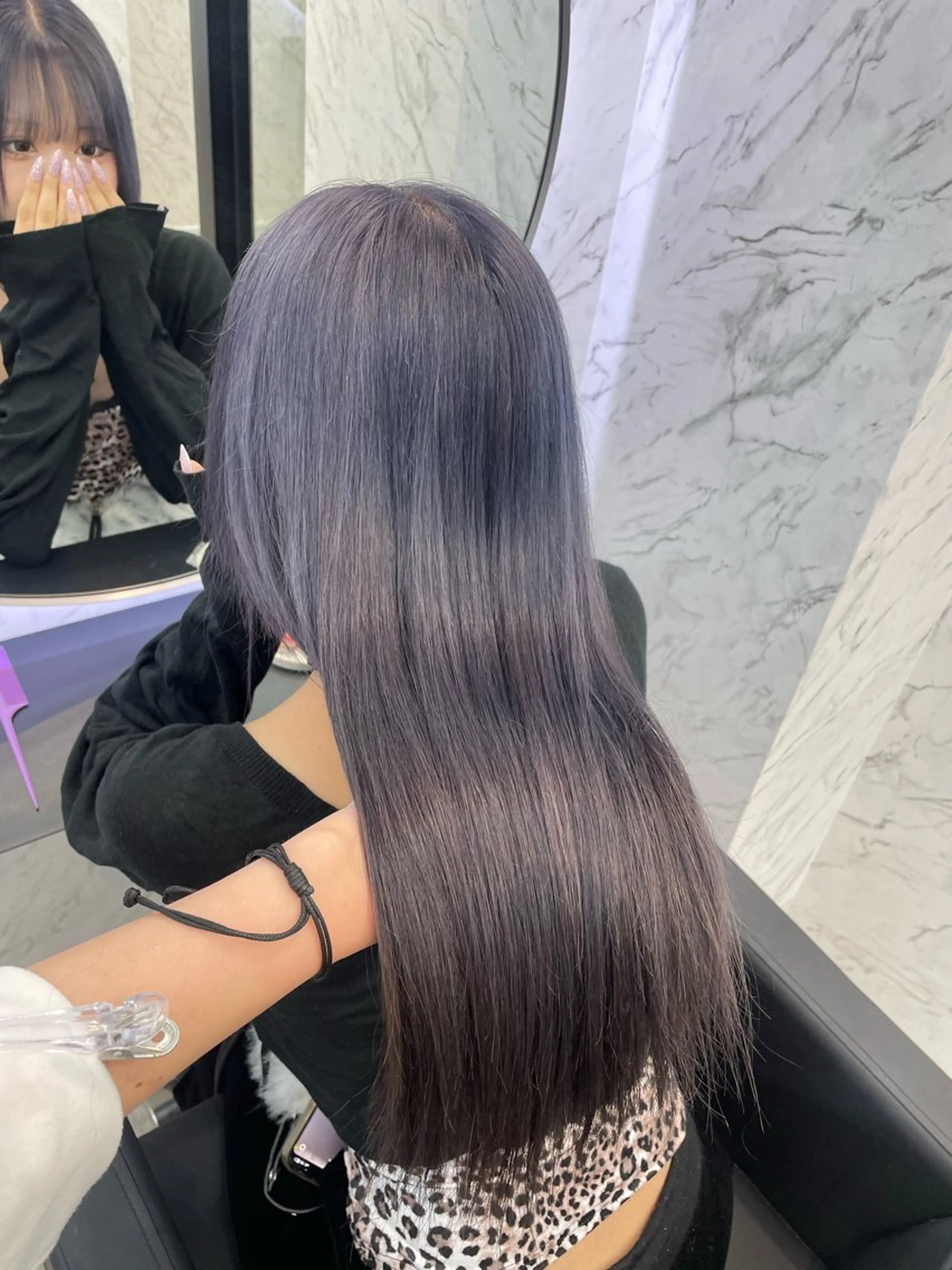 ロング カラー グレージュ ラベンダーカラー ラベンダーグレージュ ラベンダーグレー ヘアカラー hair salon dot. mooda 韓国風サロン 町田店所属・韓国風ヘア🎀🩶 /♡𝓝𝓸𝓪♡のヘアスタイル