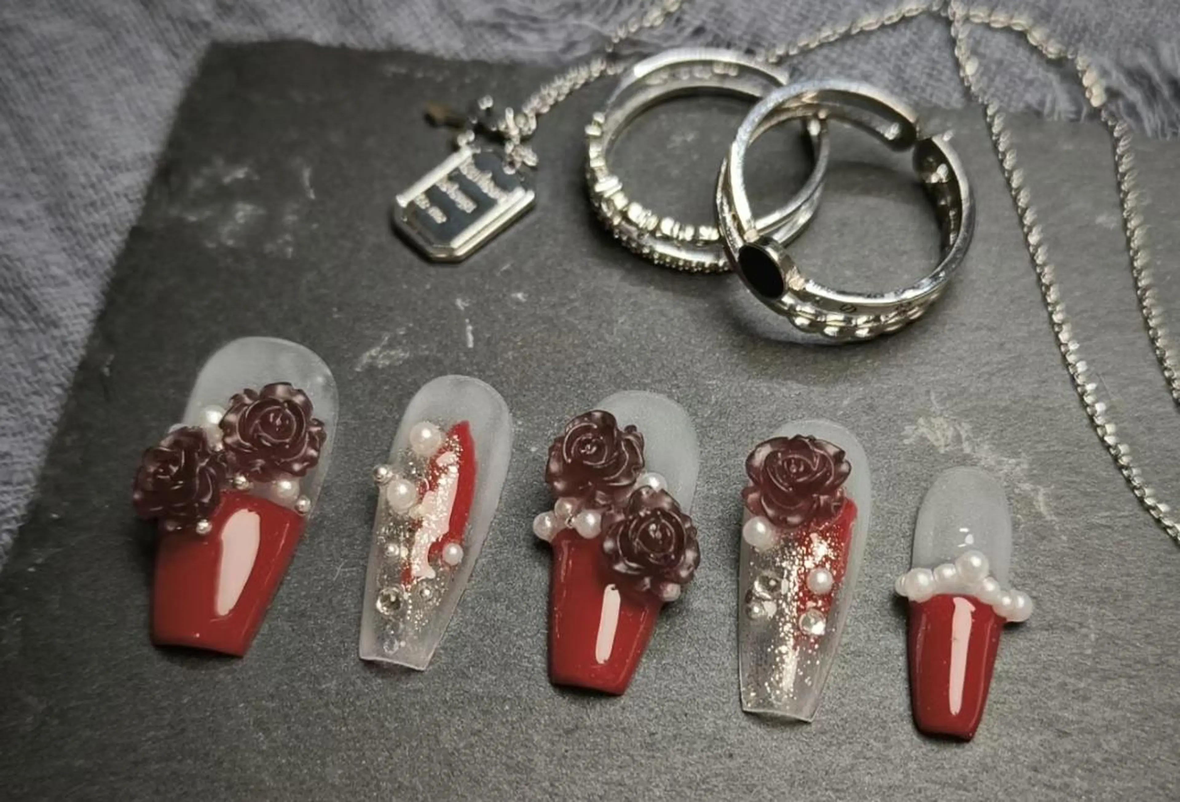 ネイル VIVIAN エイのネイルデザイン