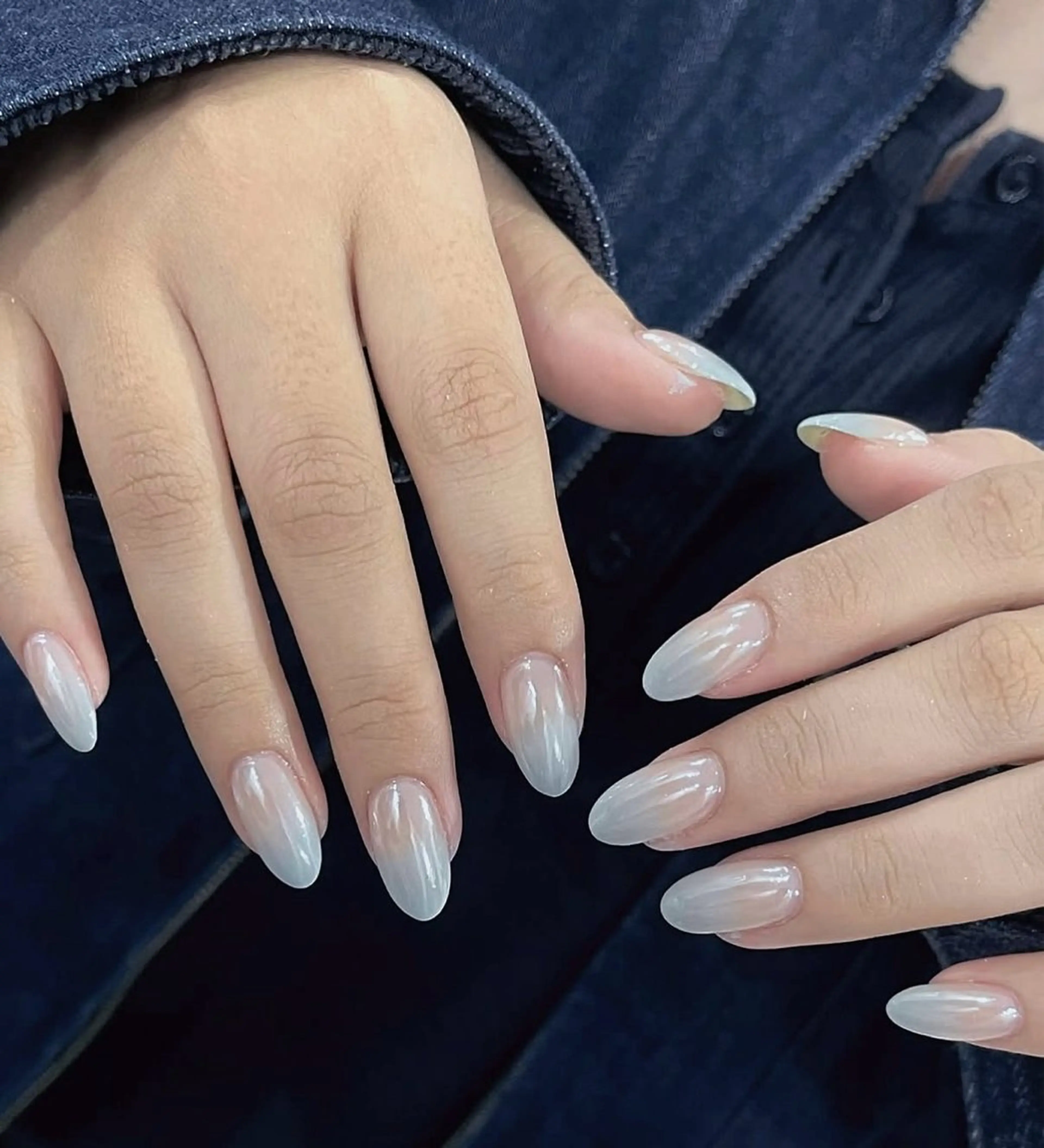 ネイル アートネイル ボルドー フレンチネイル ジェルネイル 氷ネイル・うるうるネイル ハンドネイル Julie Nails所属・Nguyenthuy Linhのネイルデザイン