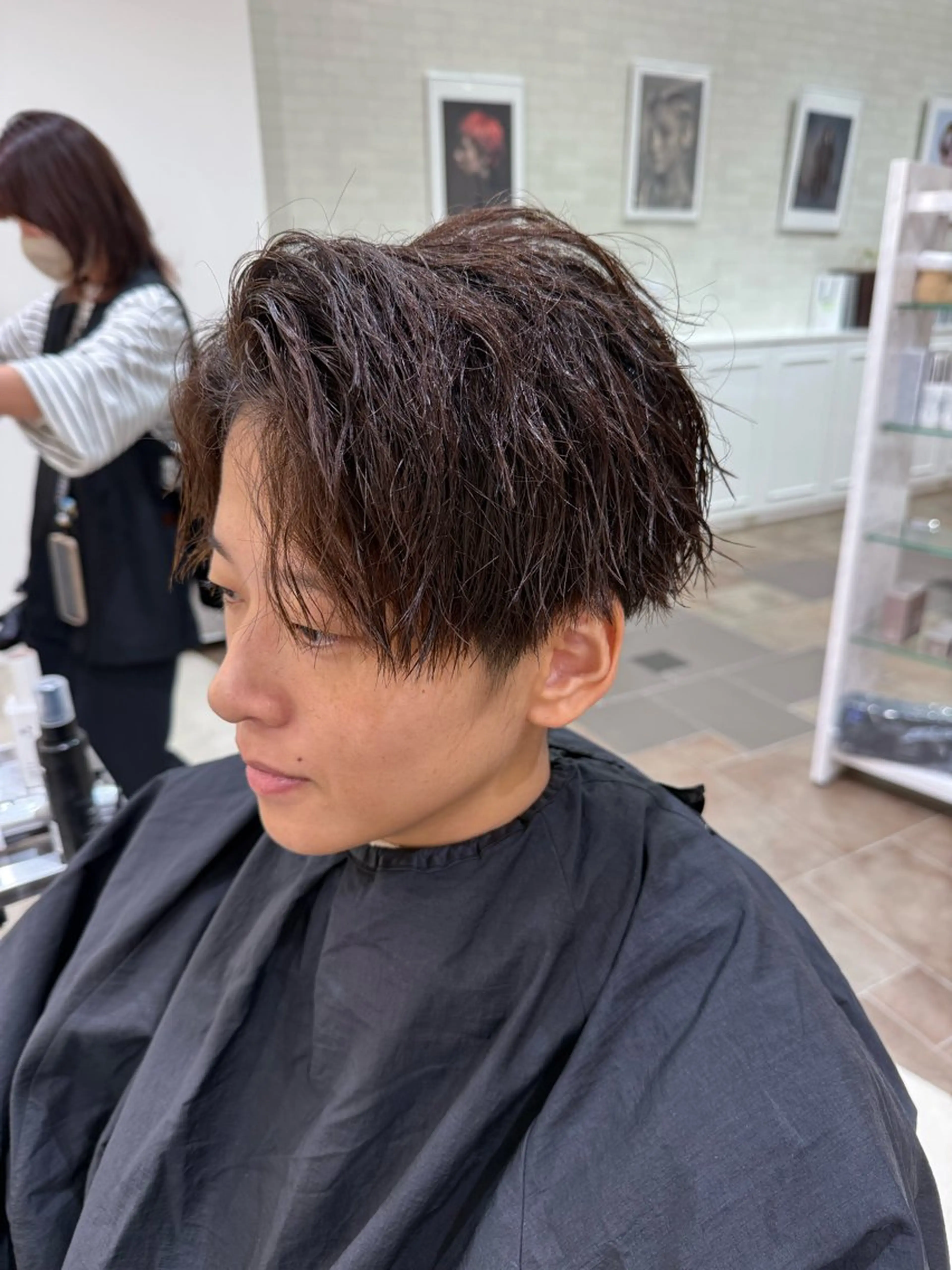 パーマ メンズ カット パーマ トリートメント スパイラル波巻き パーマ井本汰壱のヘアスタイル