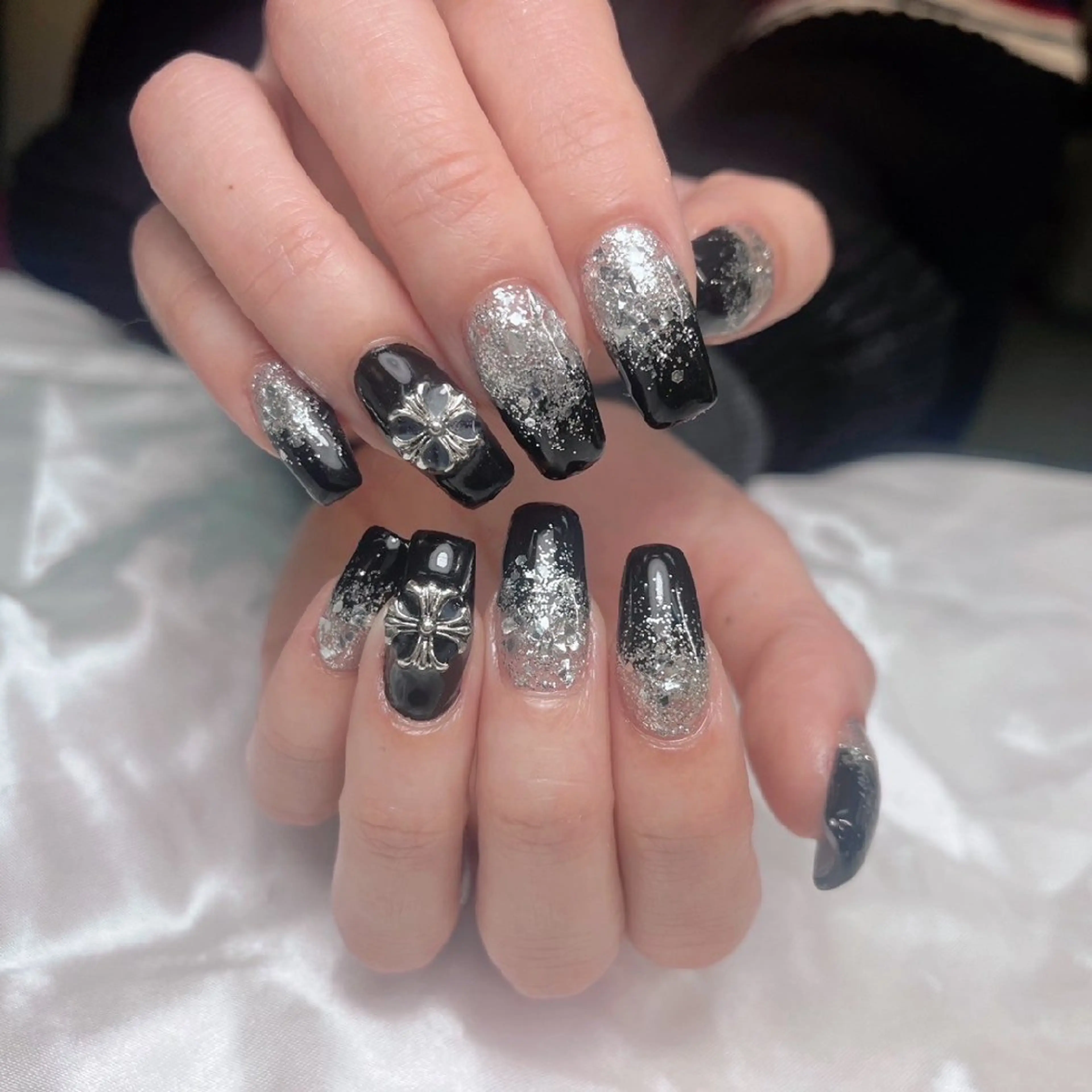 ミディアム che'ri nailのネイルデザイン
