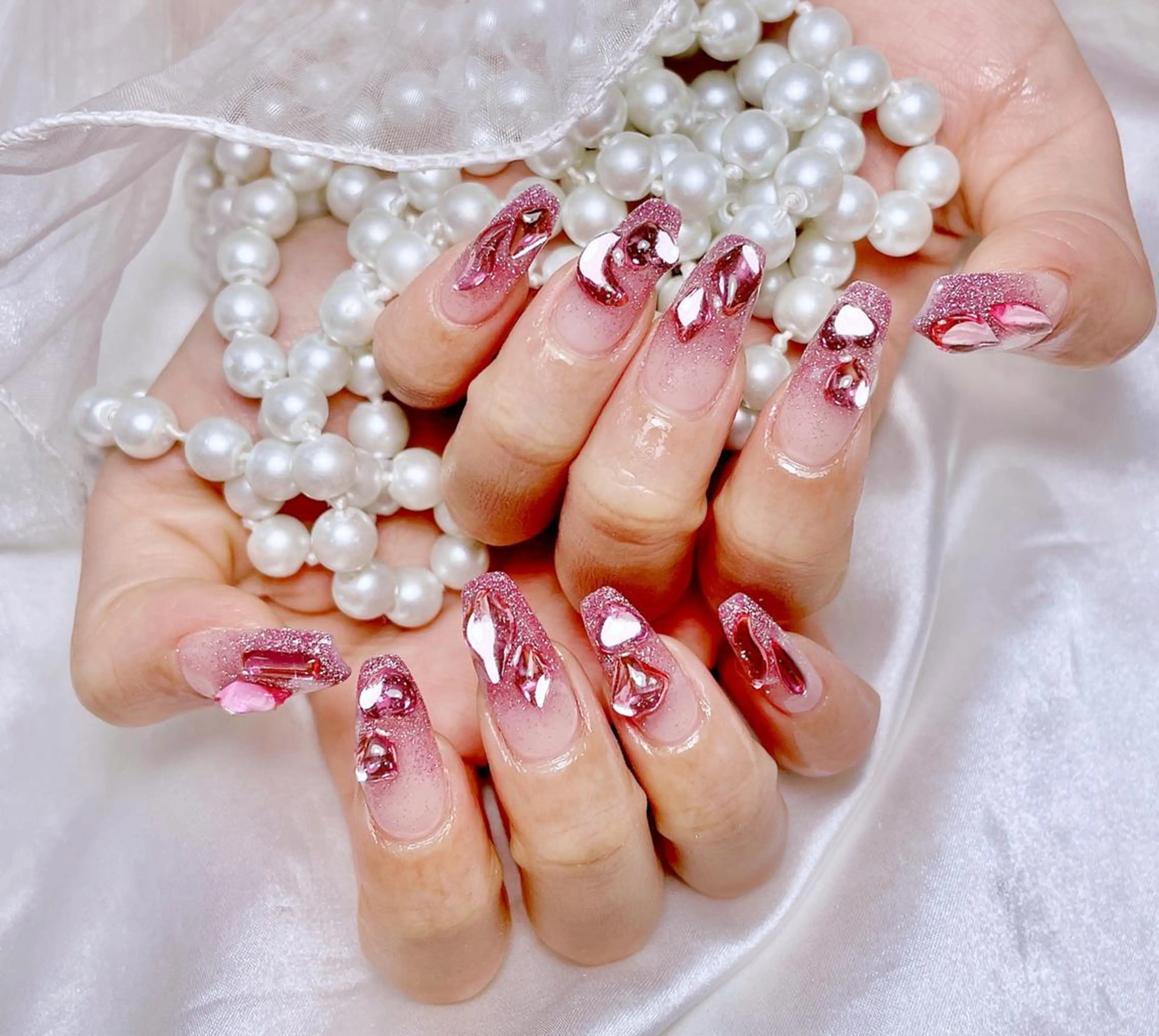 ネイル ハンドネイル ハンドケア Momo 🤍のネイルデザイン