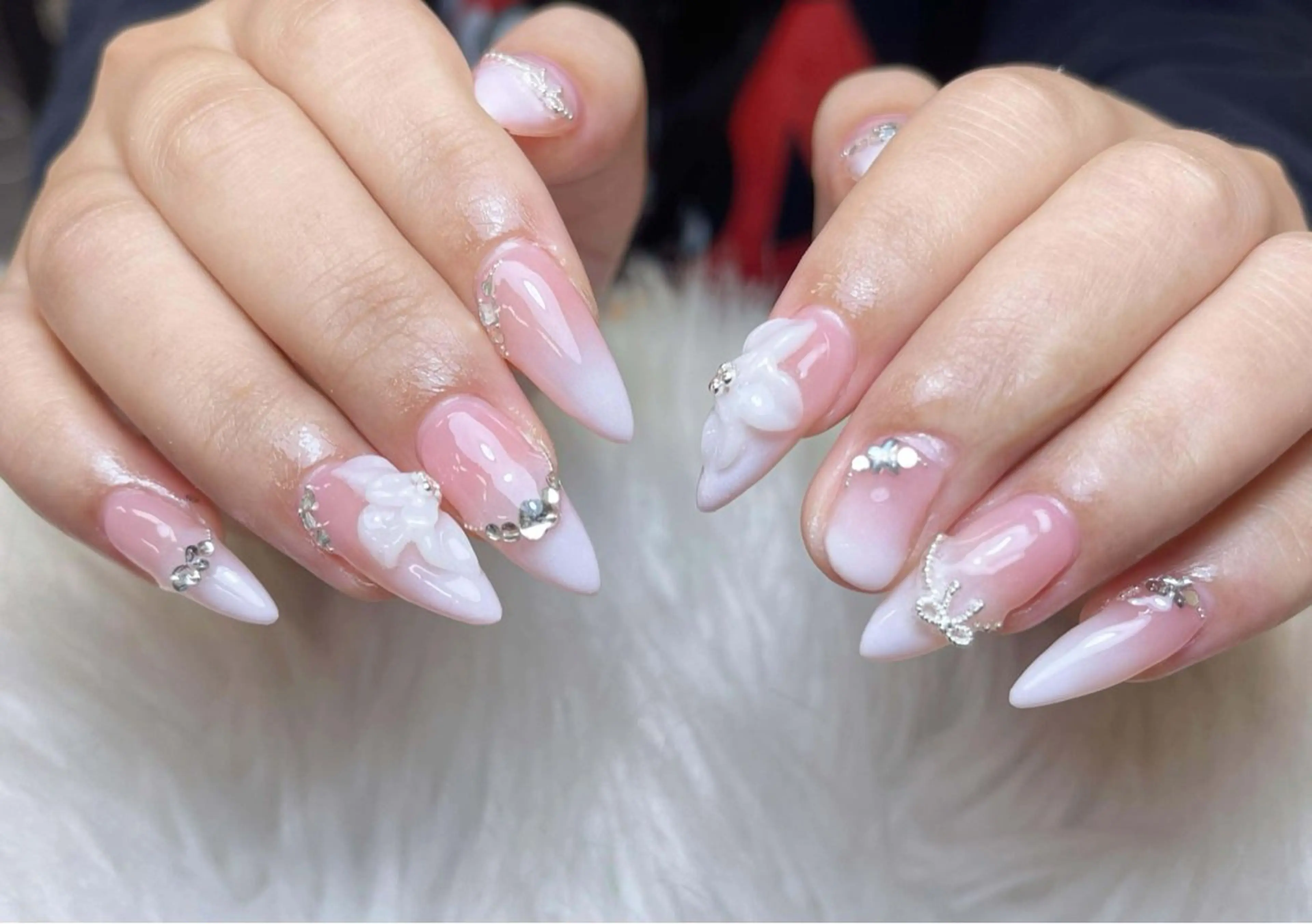 ネイル アートネイル ジェルネイル ニュアンスネイル オフィスネイル シンプルネイル ハンドネイル Nie Nail Shinokuboのネイルデザイン