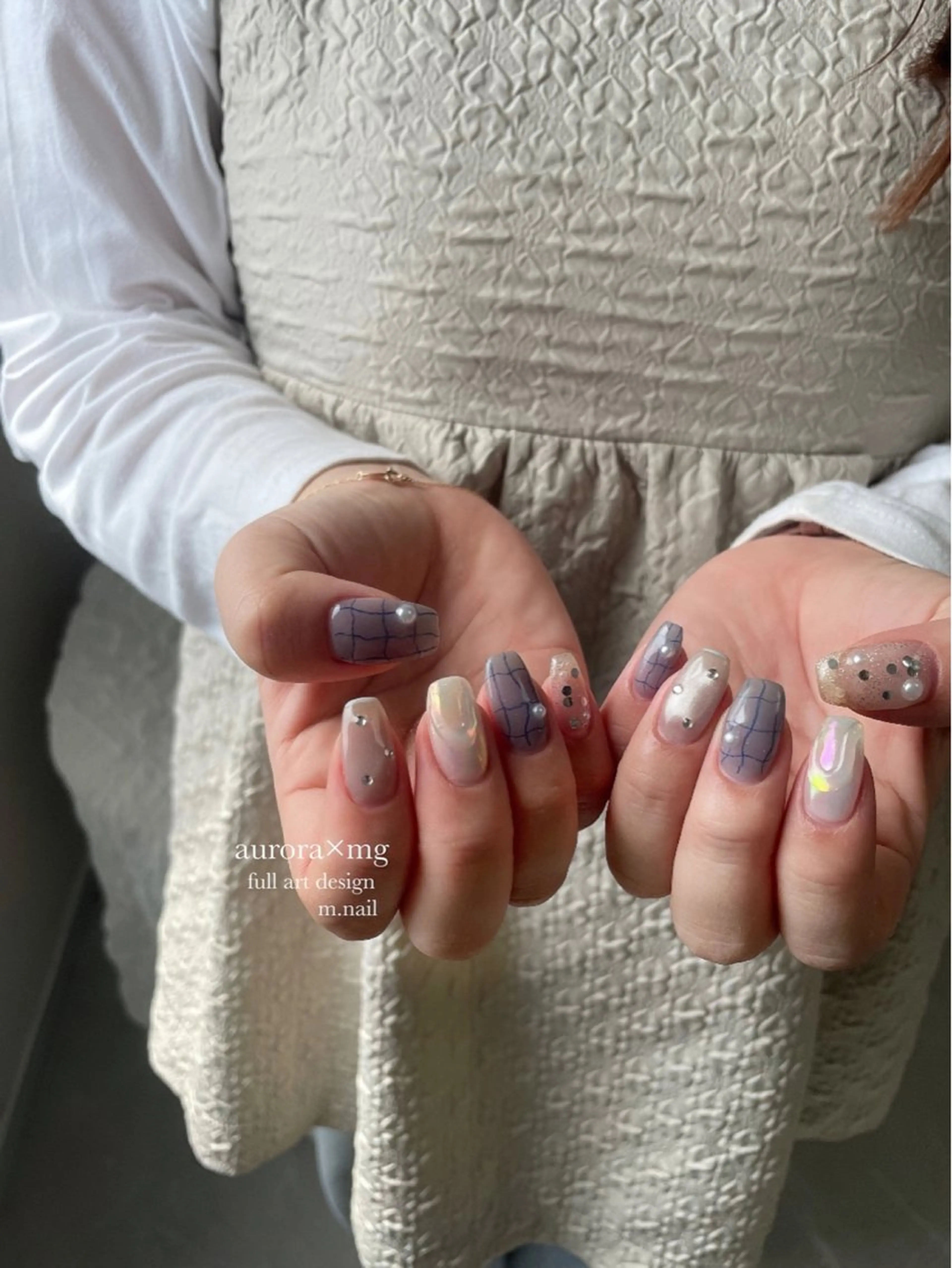 ネイル オーロラネイル マグネットネイル オフィスネイル ワンホンネイル ハンドネイル m.nail salonのネイルデザイン