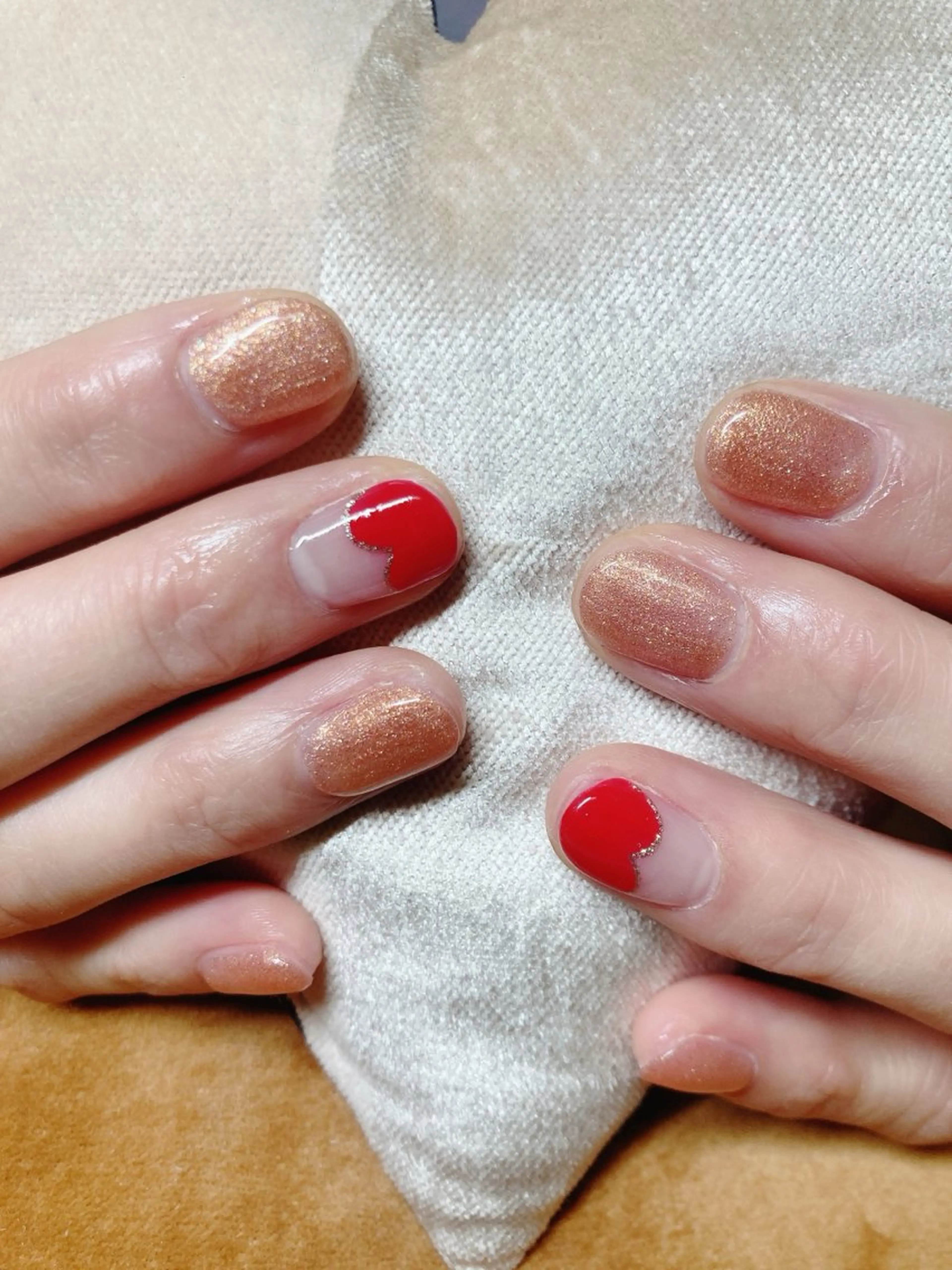 ネイル ECLAT エクラ所属・寺山 千鶴のネイルデザイン