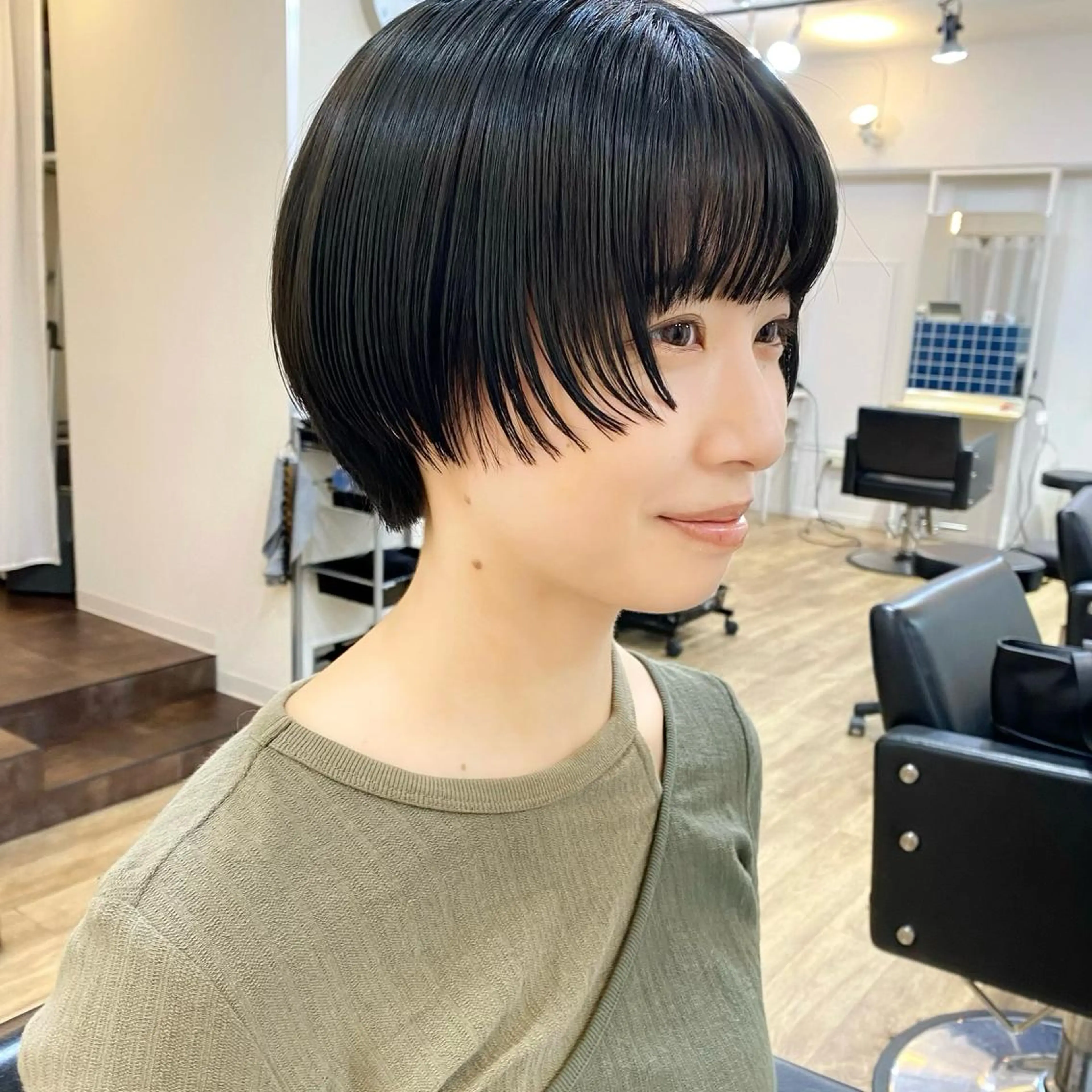 ショート ボブ ハイライト 髪質改善 ショートヘア mai 🎀 / 梅田美容室のヘアスタイル