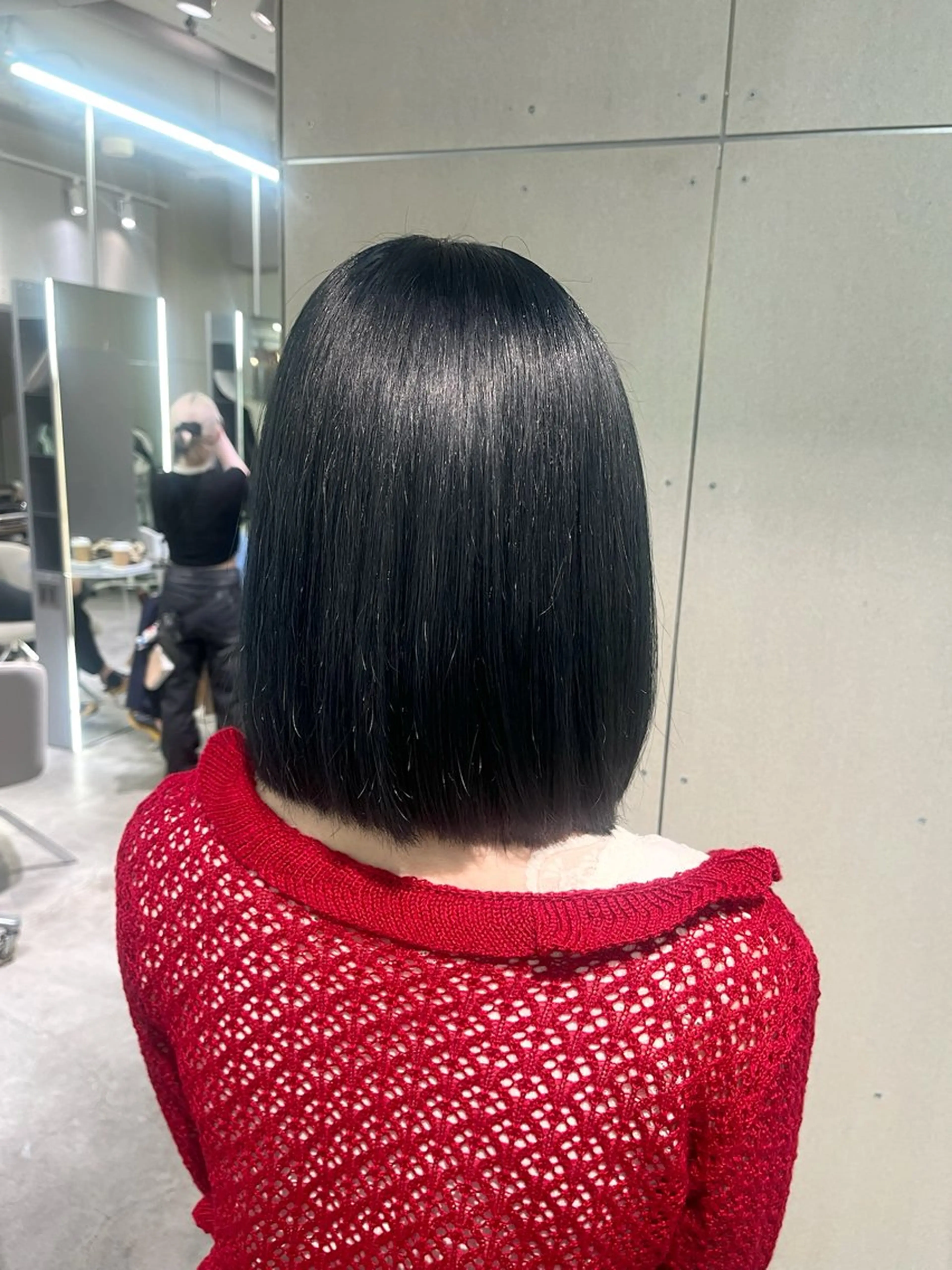 カラー 黒髪 ブルーカラー ブルーブラック 透明感カラー ririka /ブリーチカラーのヘアスタイル