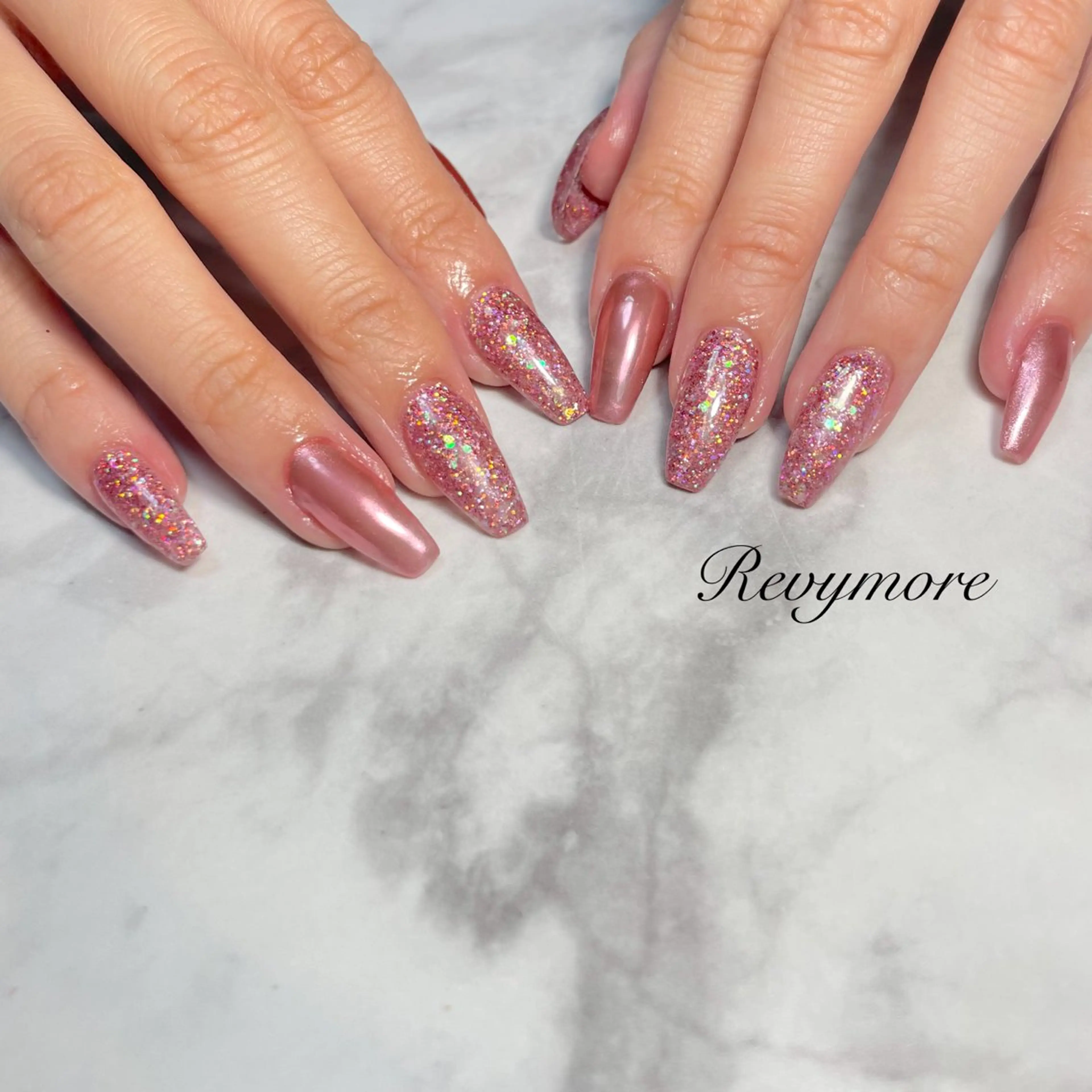 ネイル ジェルネイル ミラーネイル ニュアンスネイル オフィスネイル ワンカラーネイル nail salon Revymore所属・nail salon Revymoreのネイルデザイン