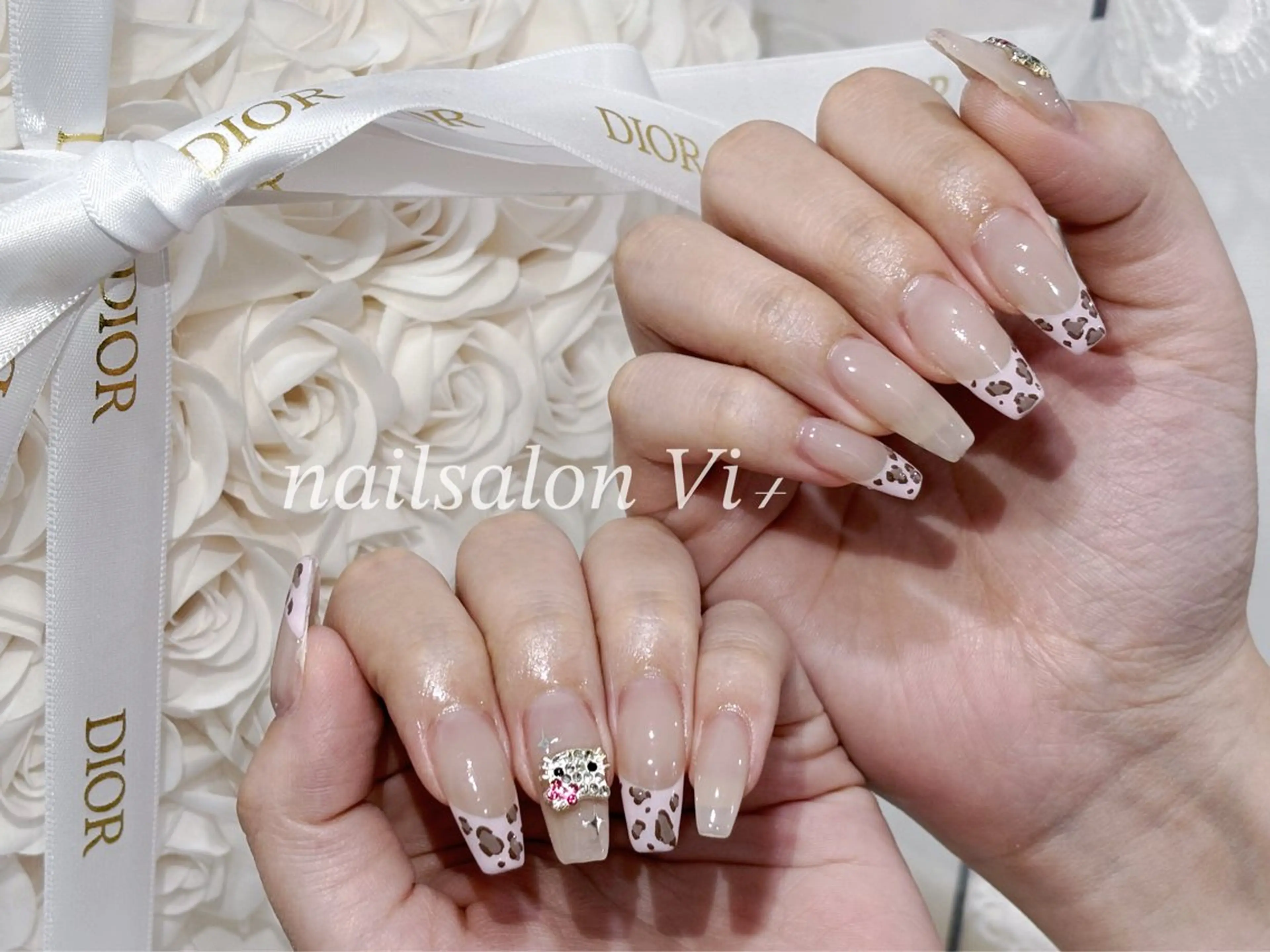 ネイル Nailsalon Vi+ももか🩷のネイルデザイン