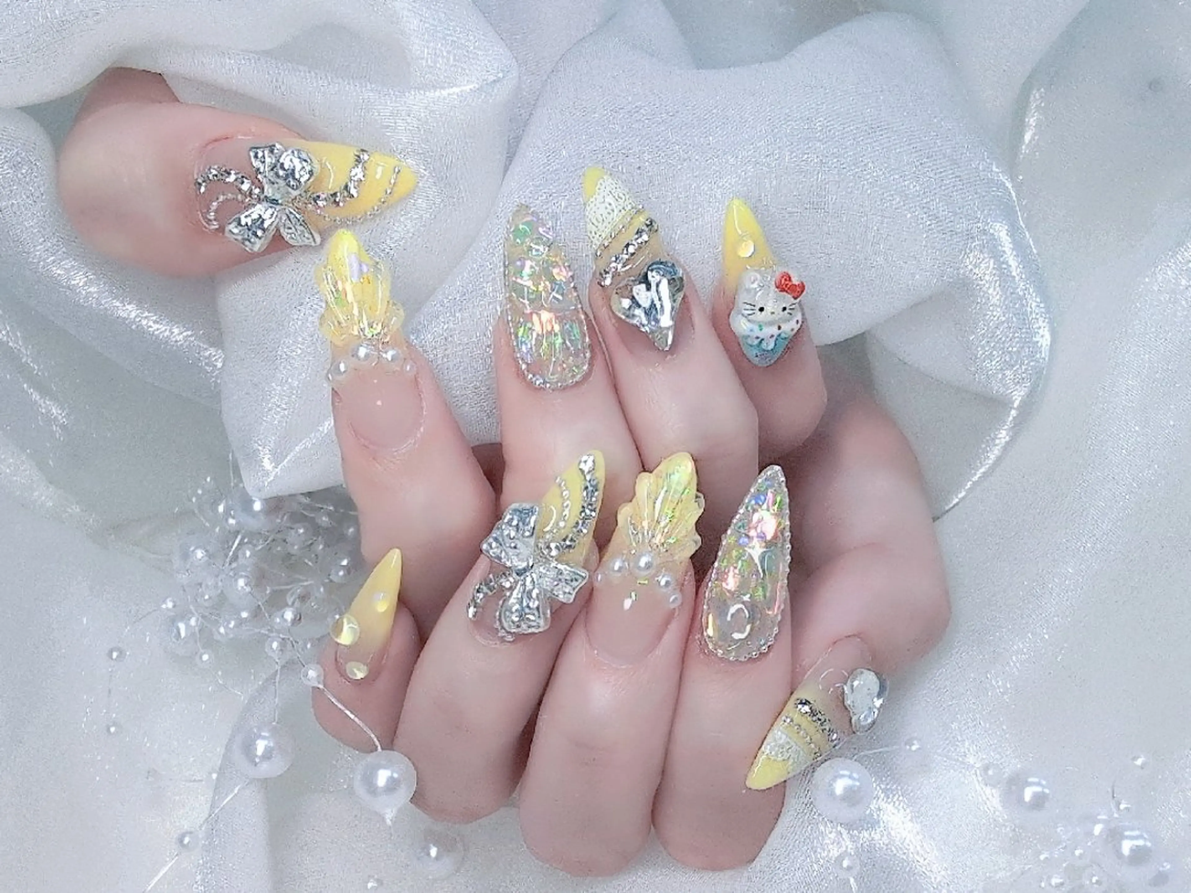 ネイル 長さ出し フラッシュネイル フレンチネイル キラキラネイル ラメ(グリッター) Chouette Nailのネイルデザイン