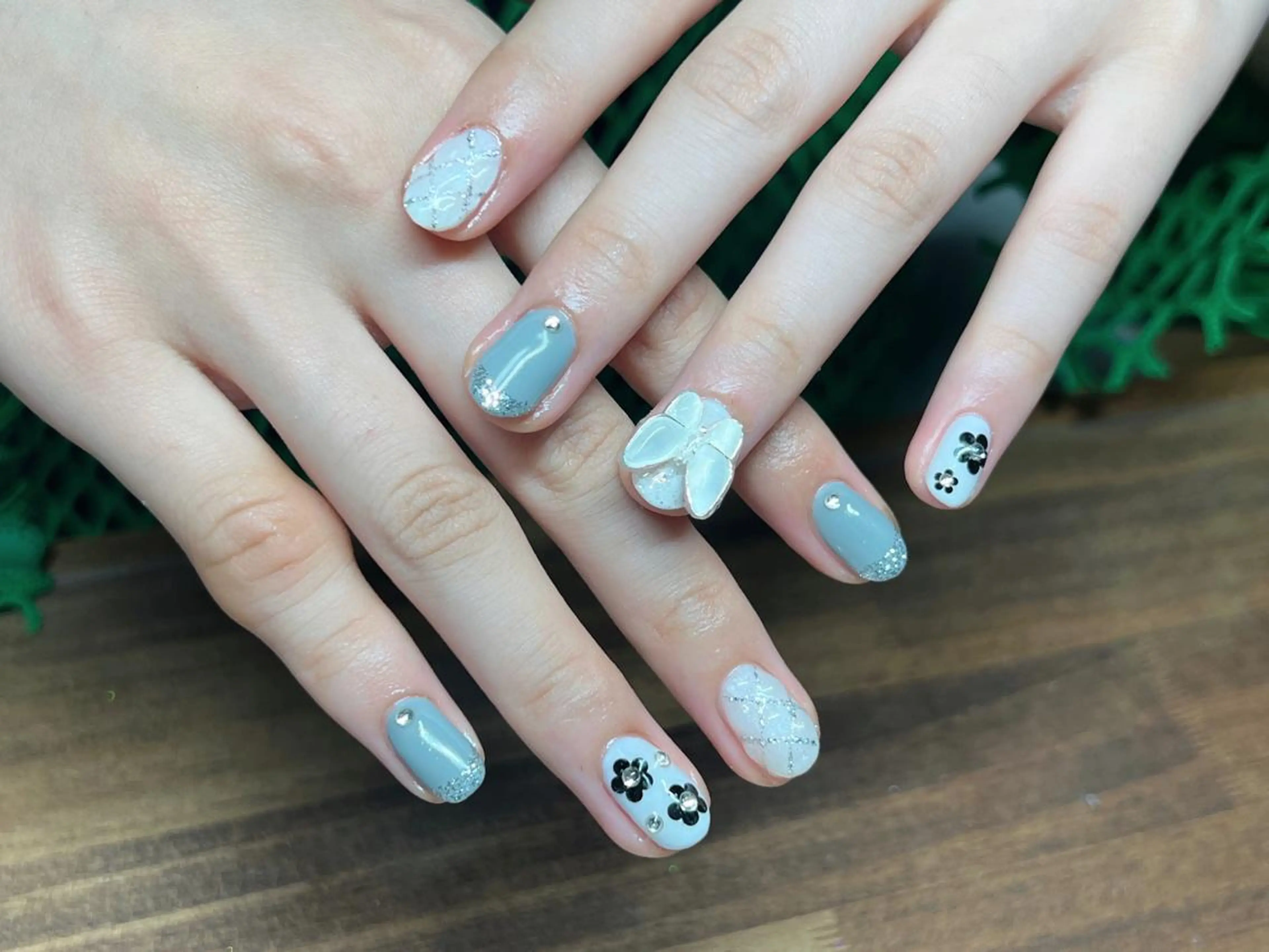ネイル lucky nail 歌舞伎町のネイルデザイン