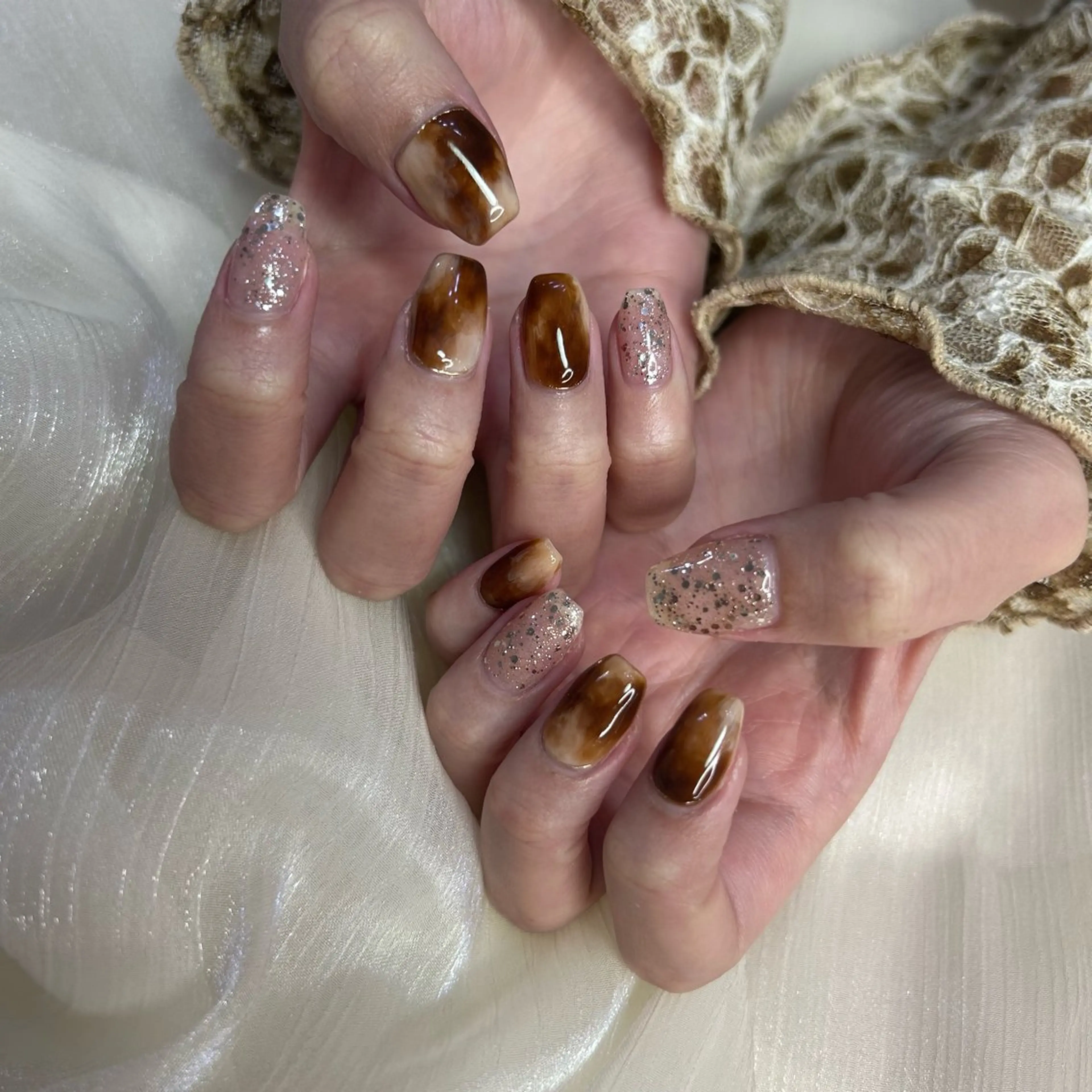 ネイル ハンドネイル 西岡 杏のネイルデザイン