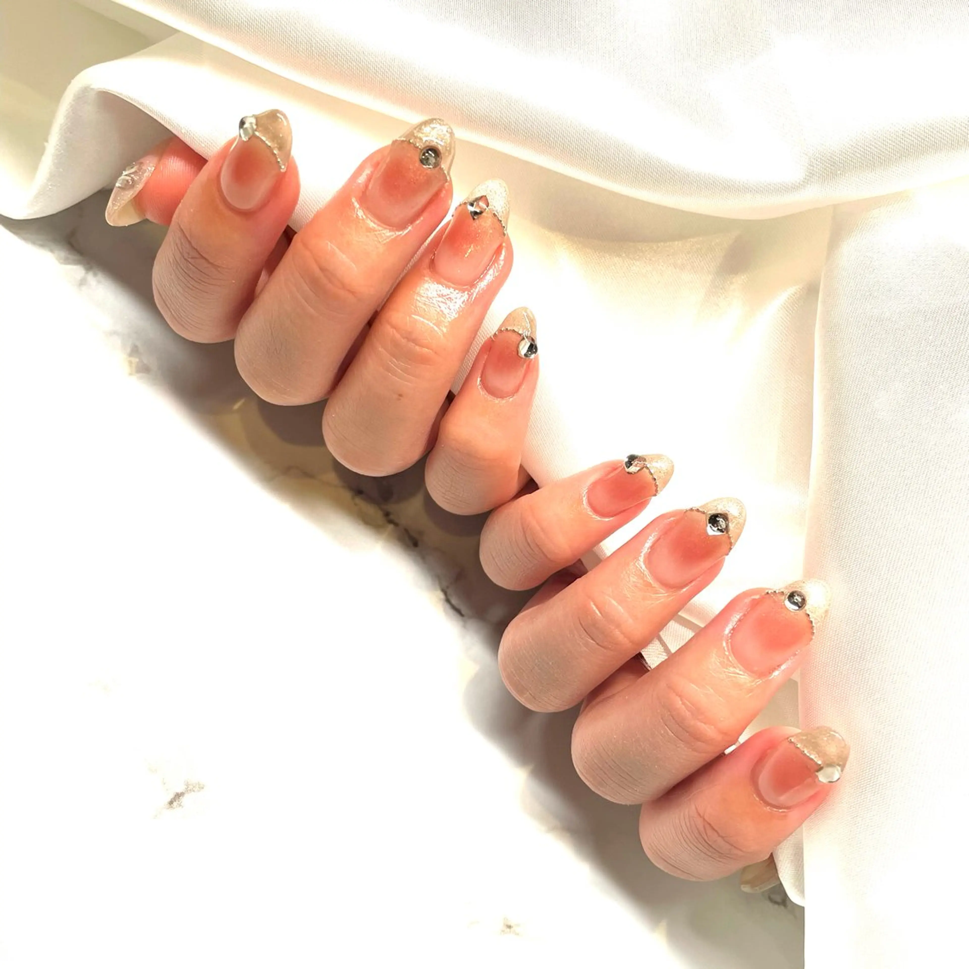 ネイル bea  merci所属・beamerci🌼 SHIORIのネイルデザイン