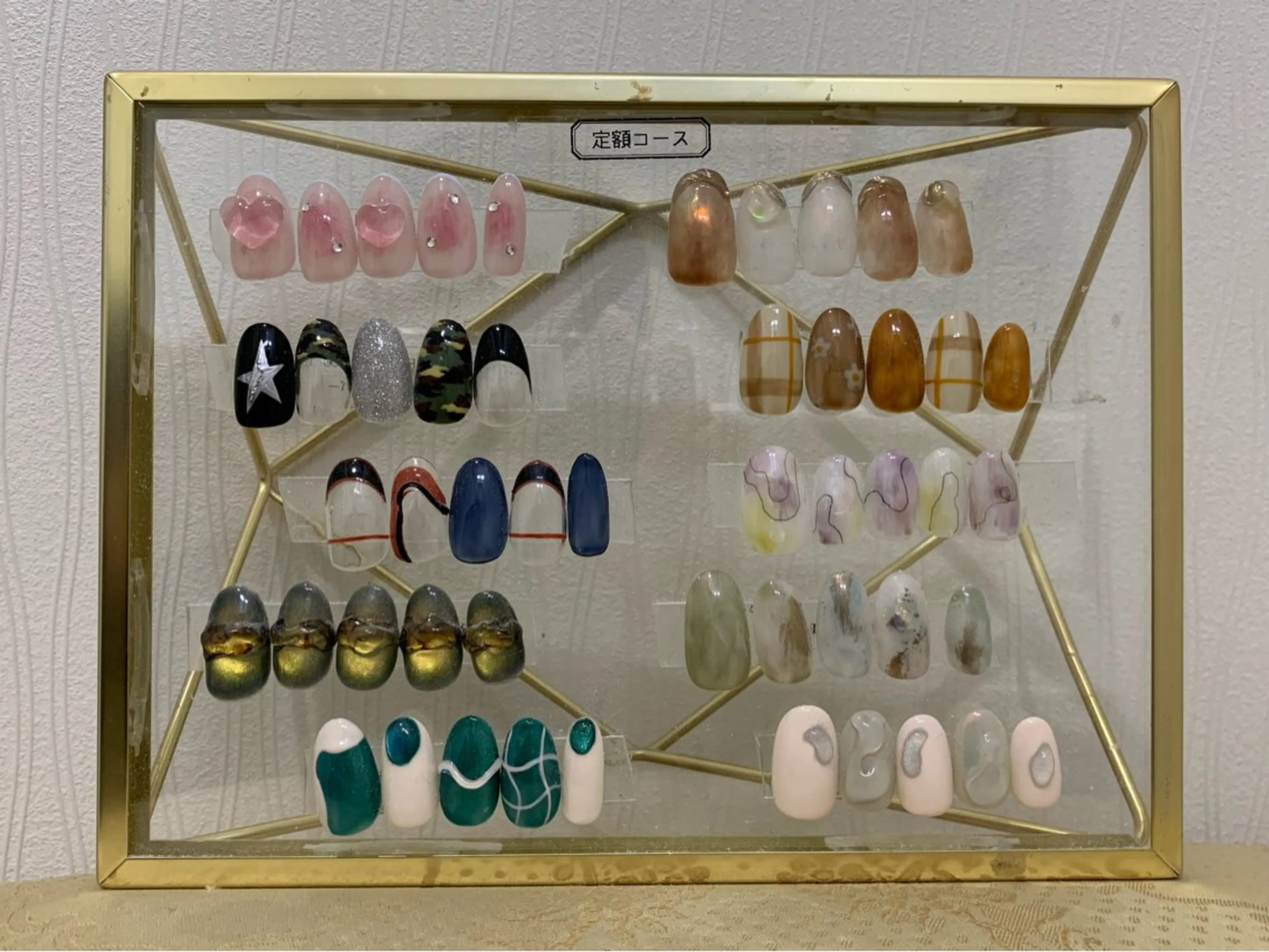 ネイル 横田 瑞穂のマツエク・マツパデザイン