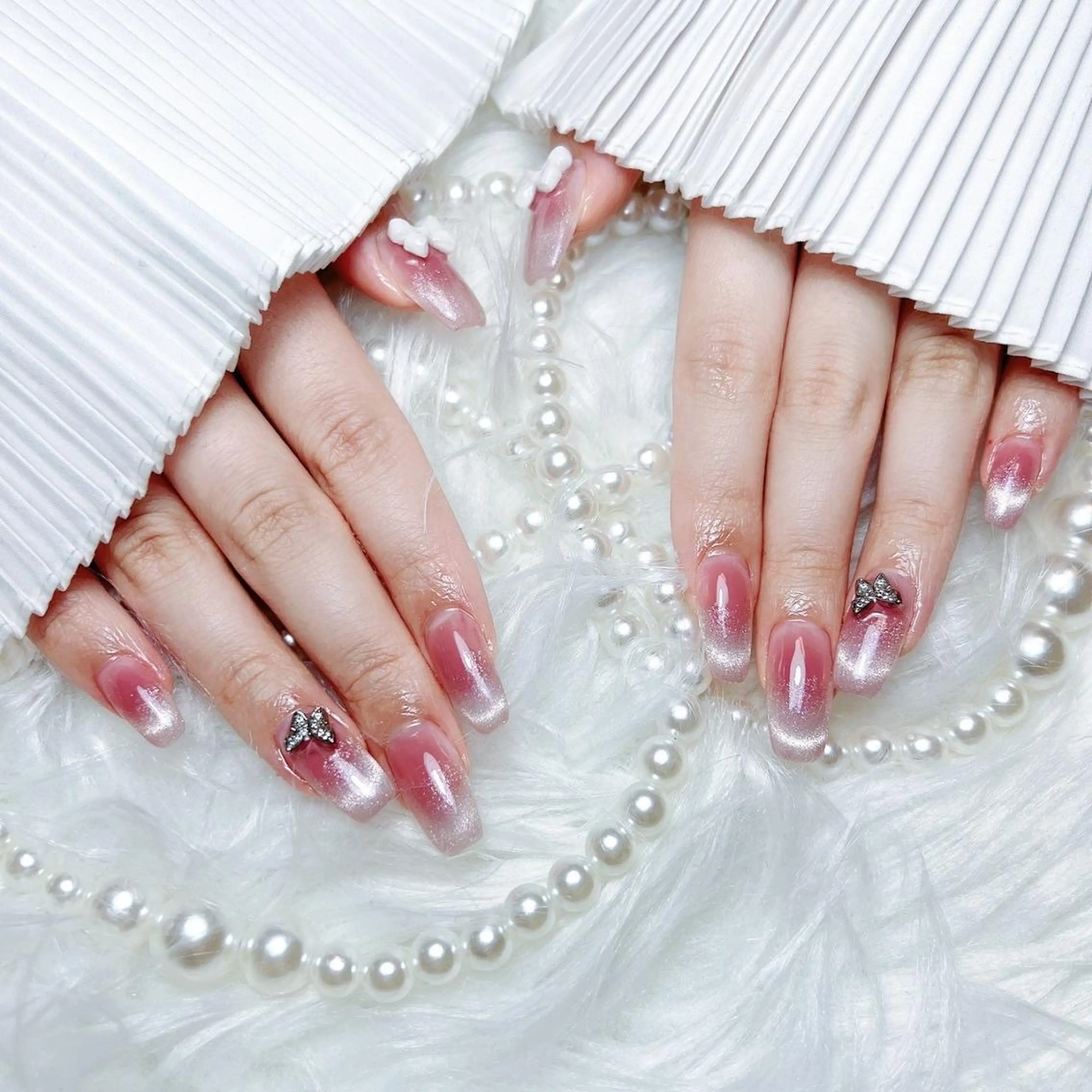 ネイル RAFFINE 月🦋🩵のネイルデザイン