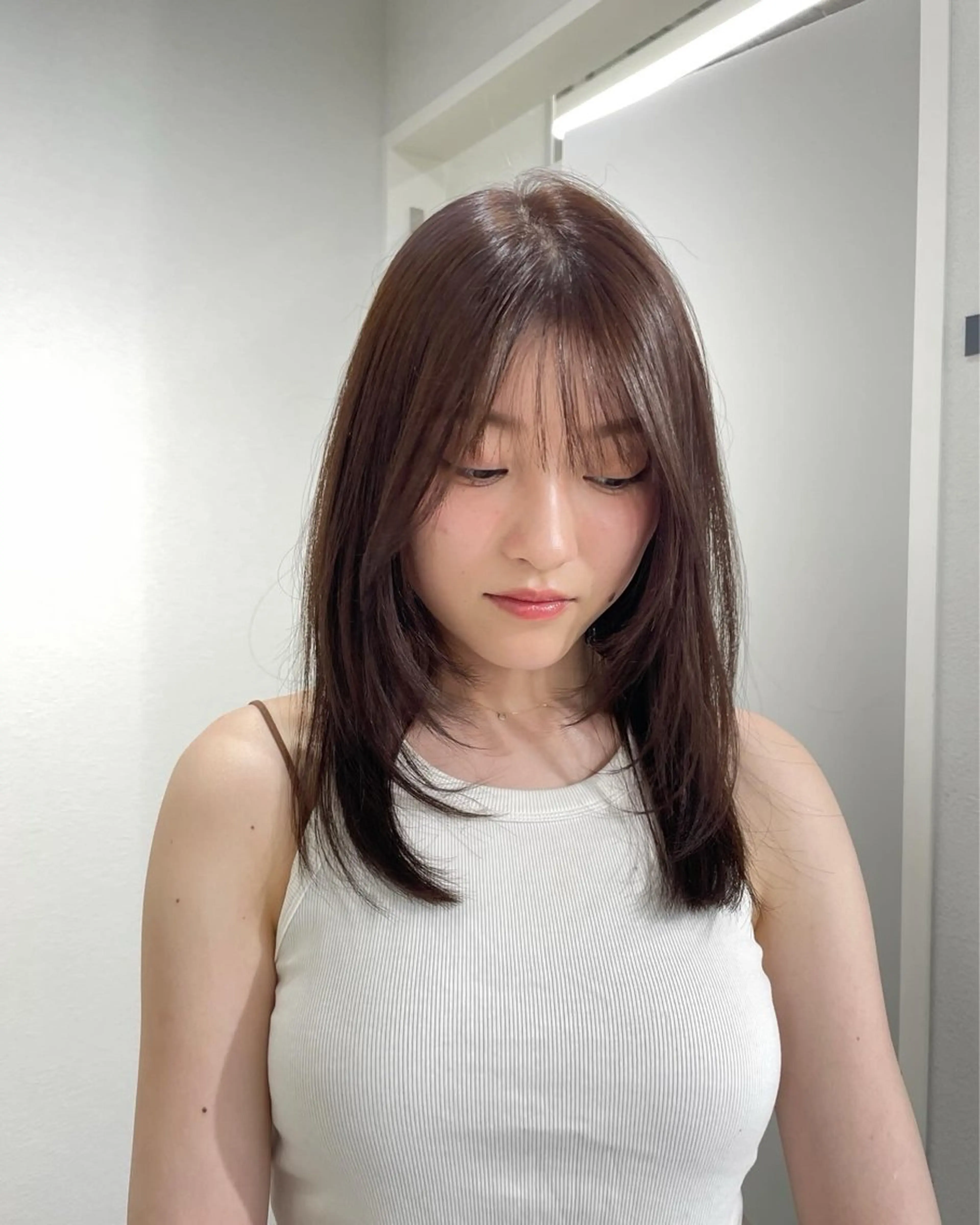 セミロング カラー 顔周りカット 韓国風ヘア レイヤーカット 似合わせカット aoi🤎 透明感カラーのヘアスタイル