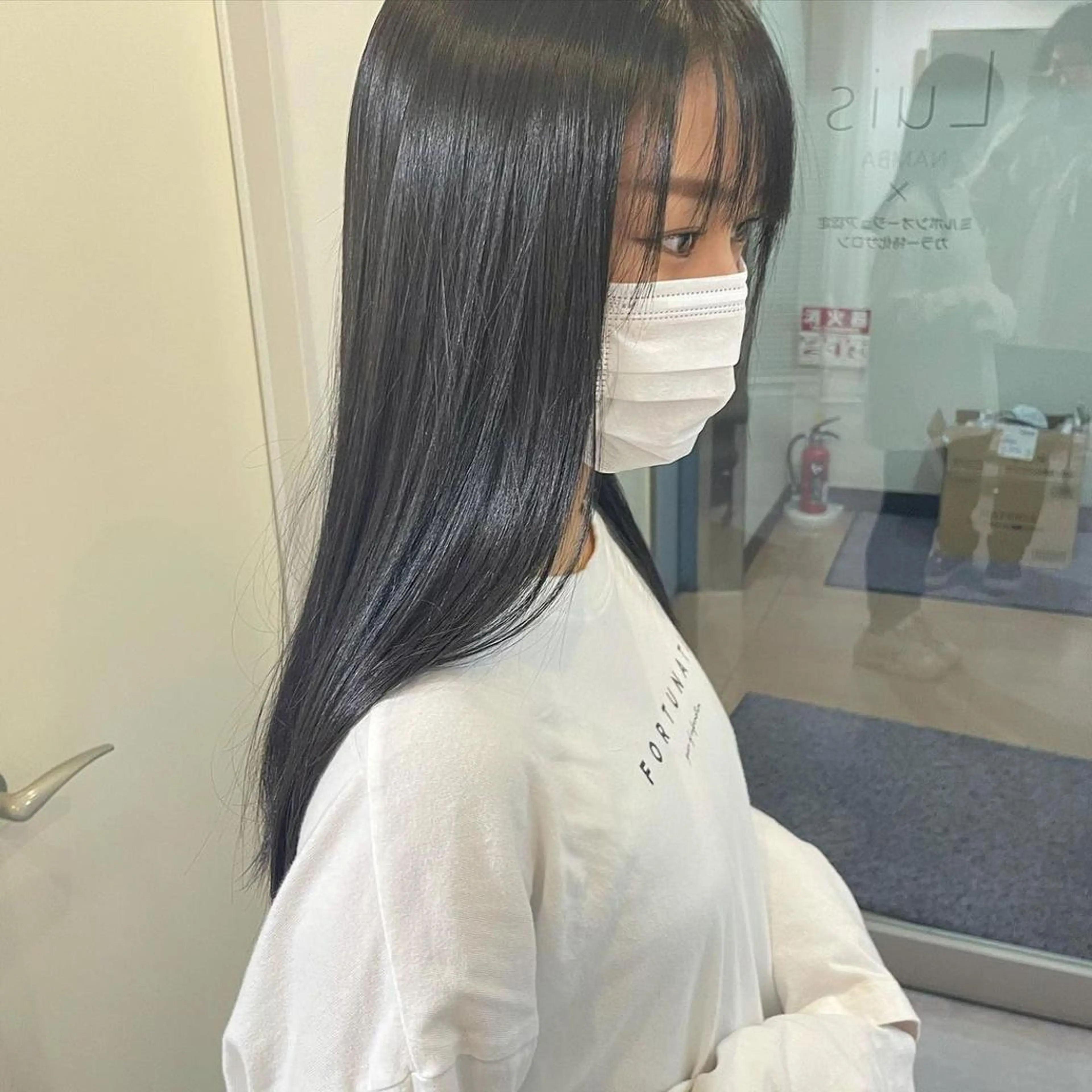 セミロング カラー 髪質改善 Noe心斎橋店のヘアスタイル