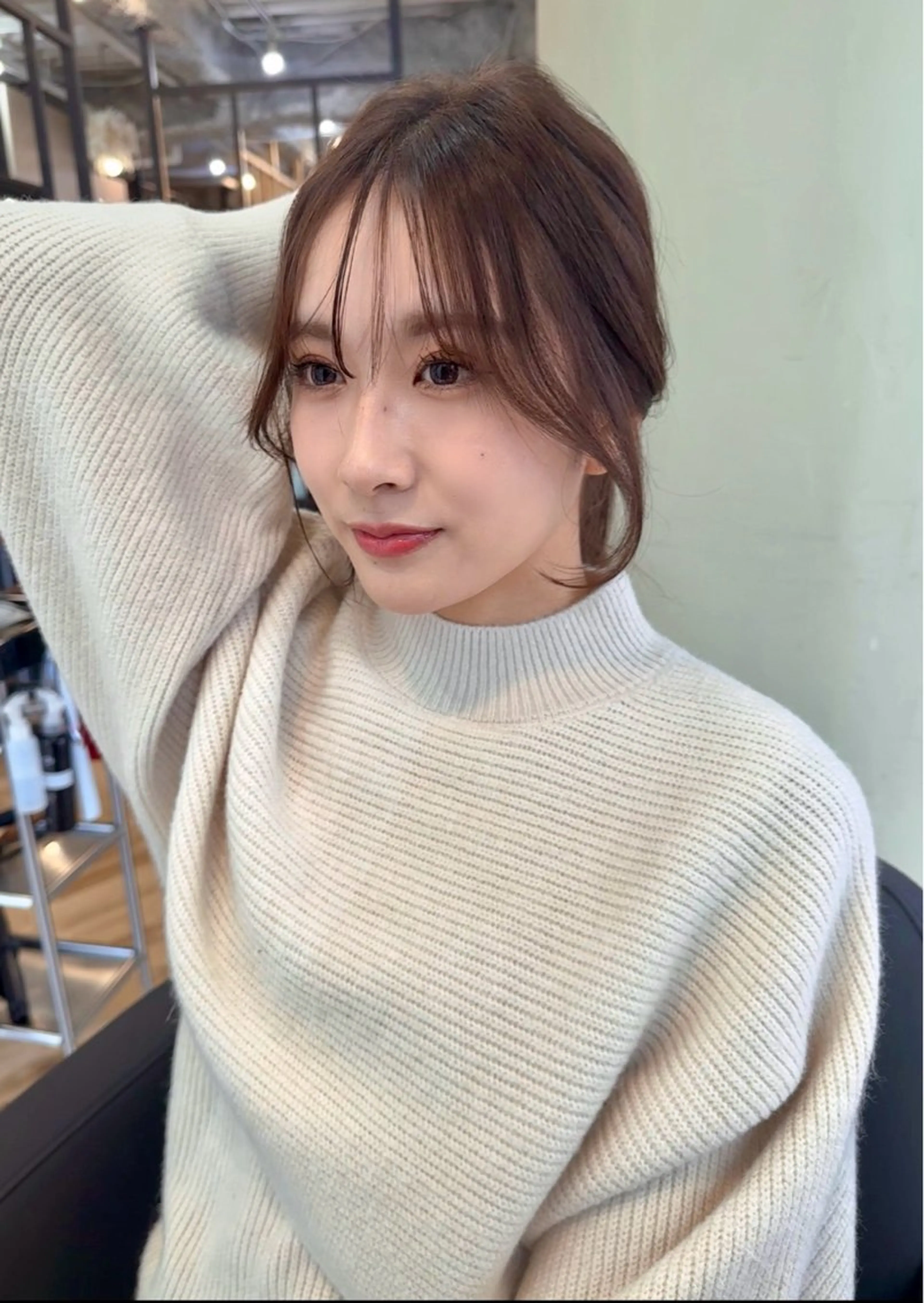 ミディアム レイヤー/顔周り 田山 穂波のヘアスタイル