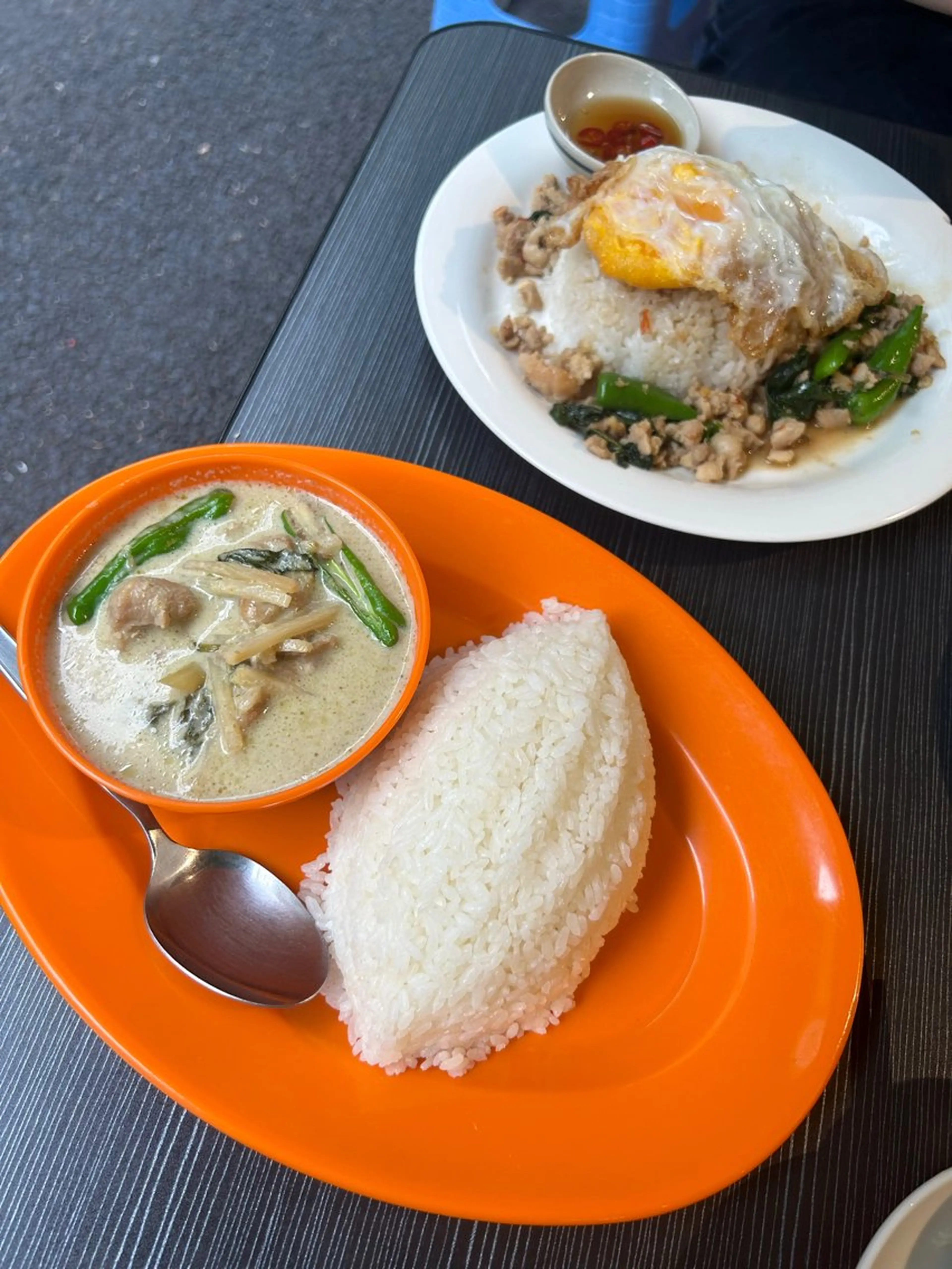 GO TODAY SHAiRE SALON Vellmie店所属・吉祥寺kasumi 🌛eye/browのマツエク・マツパデザイン