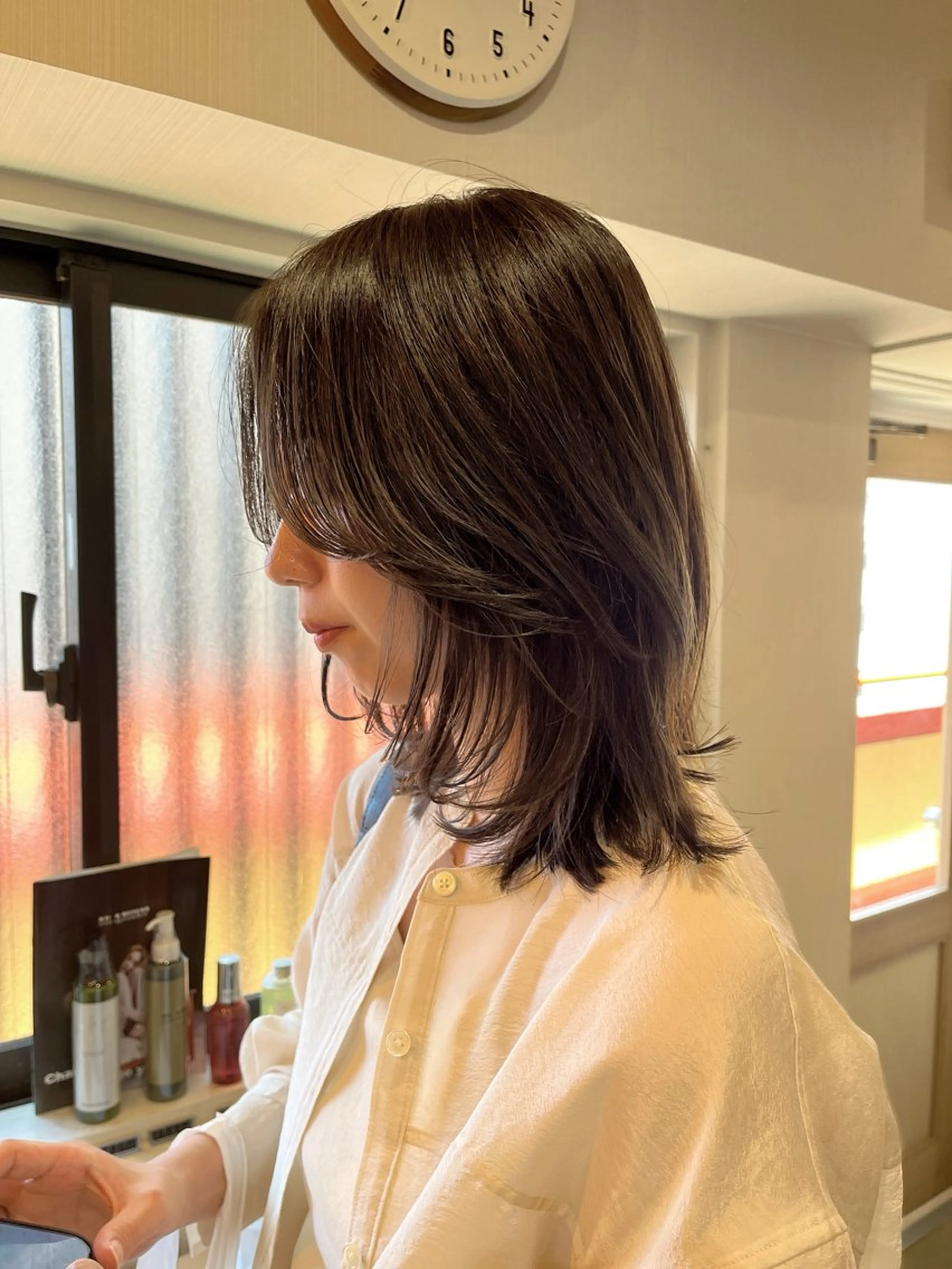 ミディアム カラー 下石怜子/レイヤー/ 透明感カラーのヘアスタイル