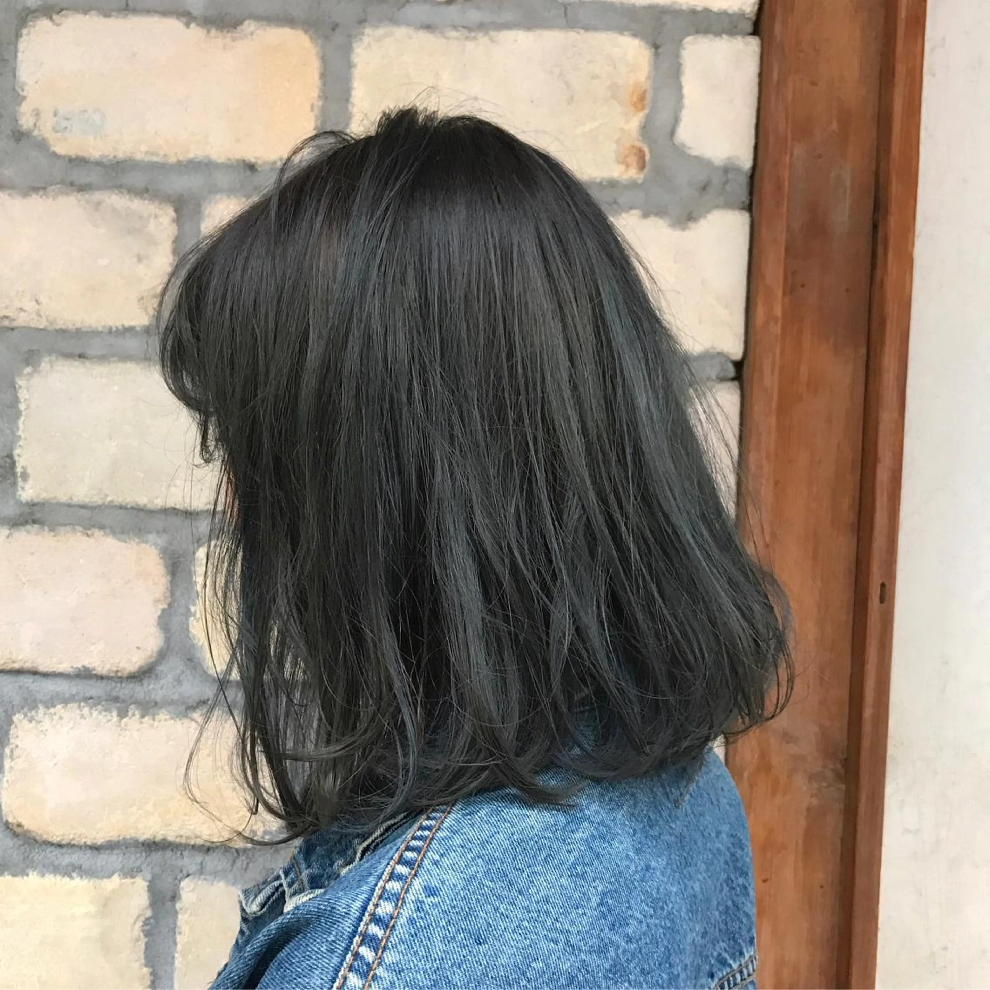 ミディアム カラー ブルーカラー ブルーグレー emme エミィ/立川のヘアスタイル