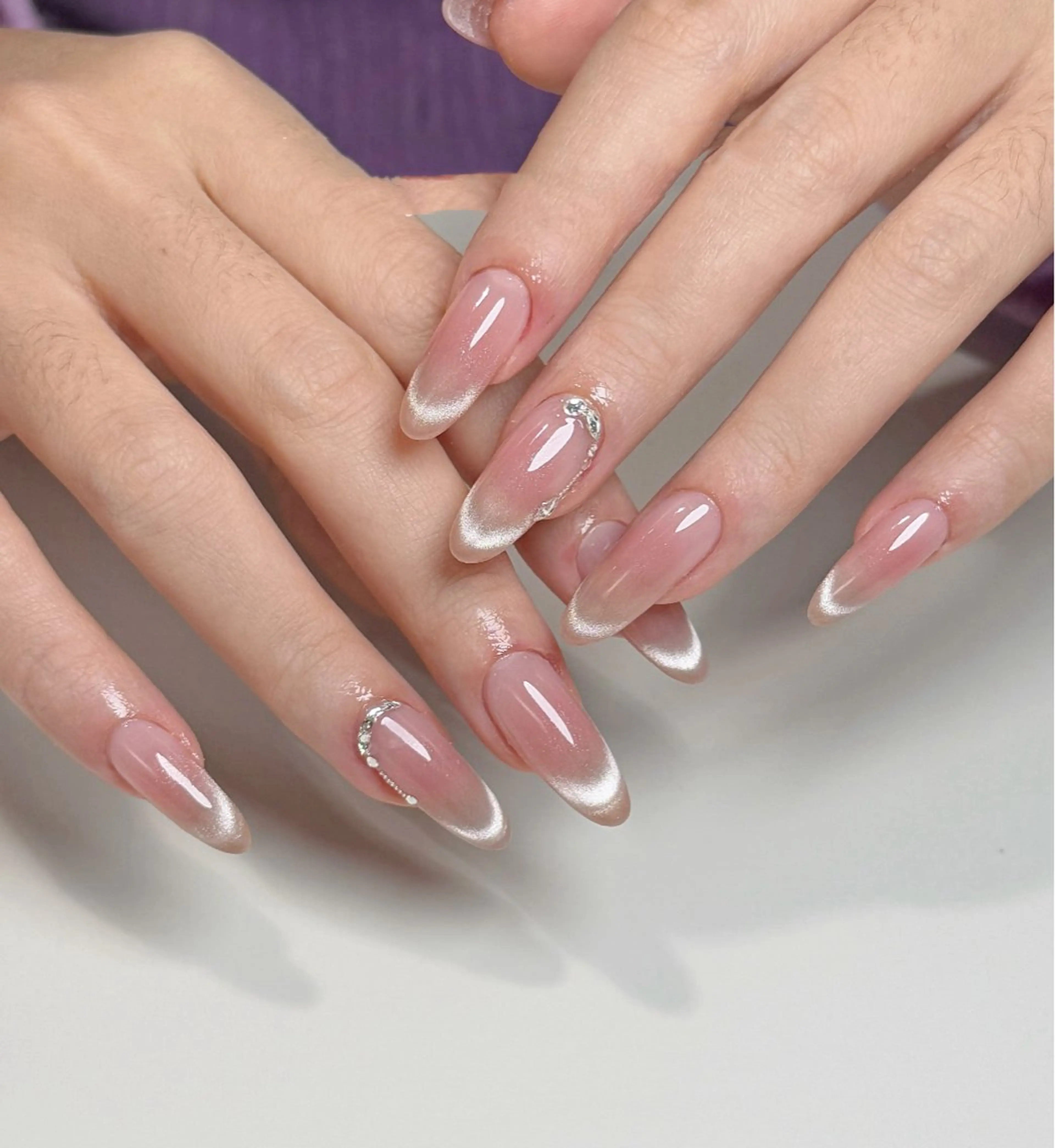 ネイル Maggie チョウチョウのネイルデザイン