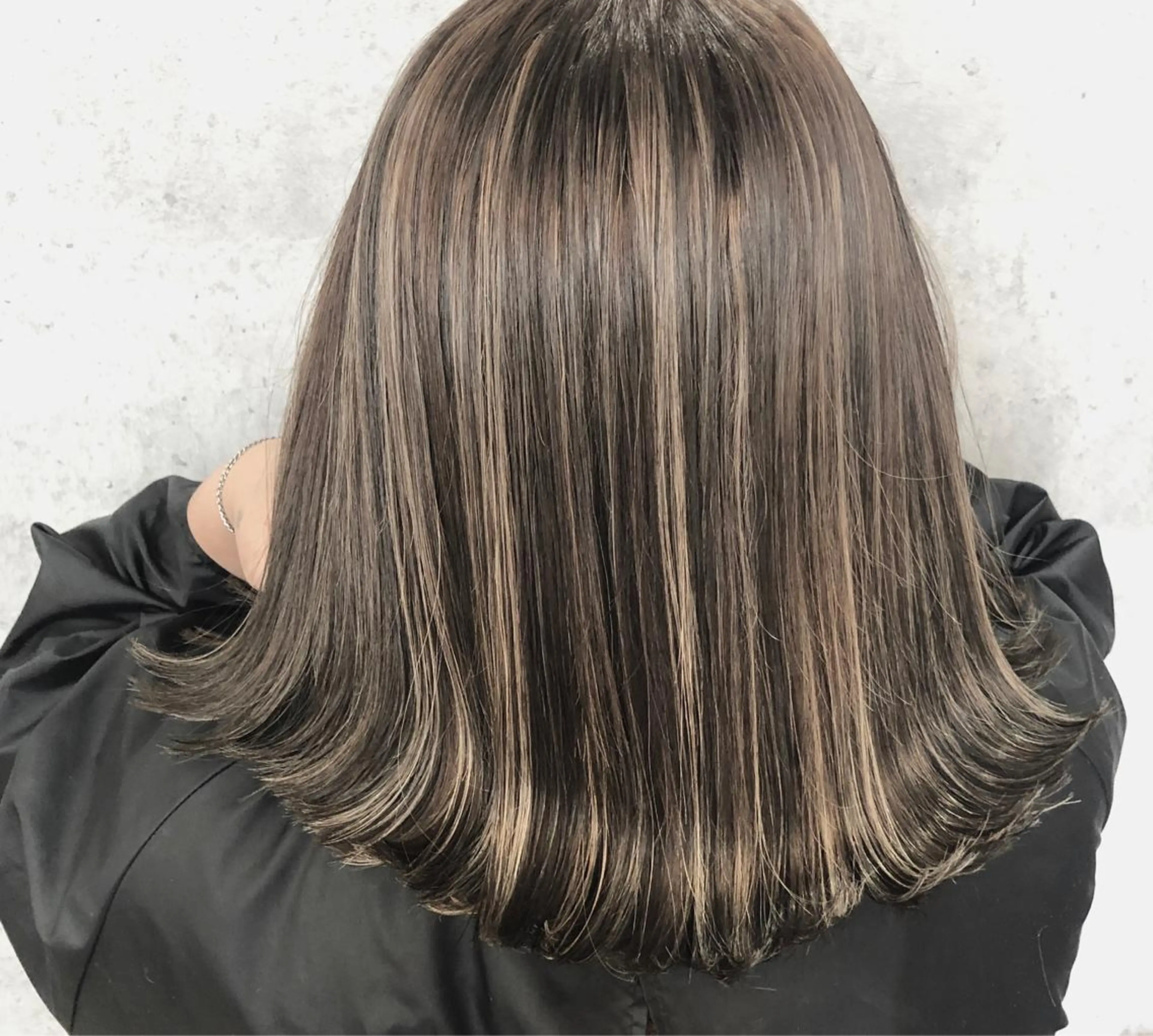 セミロング カラー ハイライトカラー ハイライト MiL所属・✨ハイトーン✨ 濱田知孝のヘアスタイル