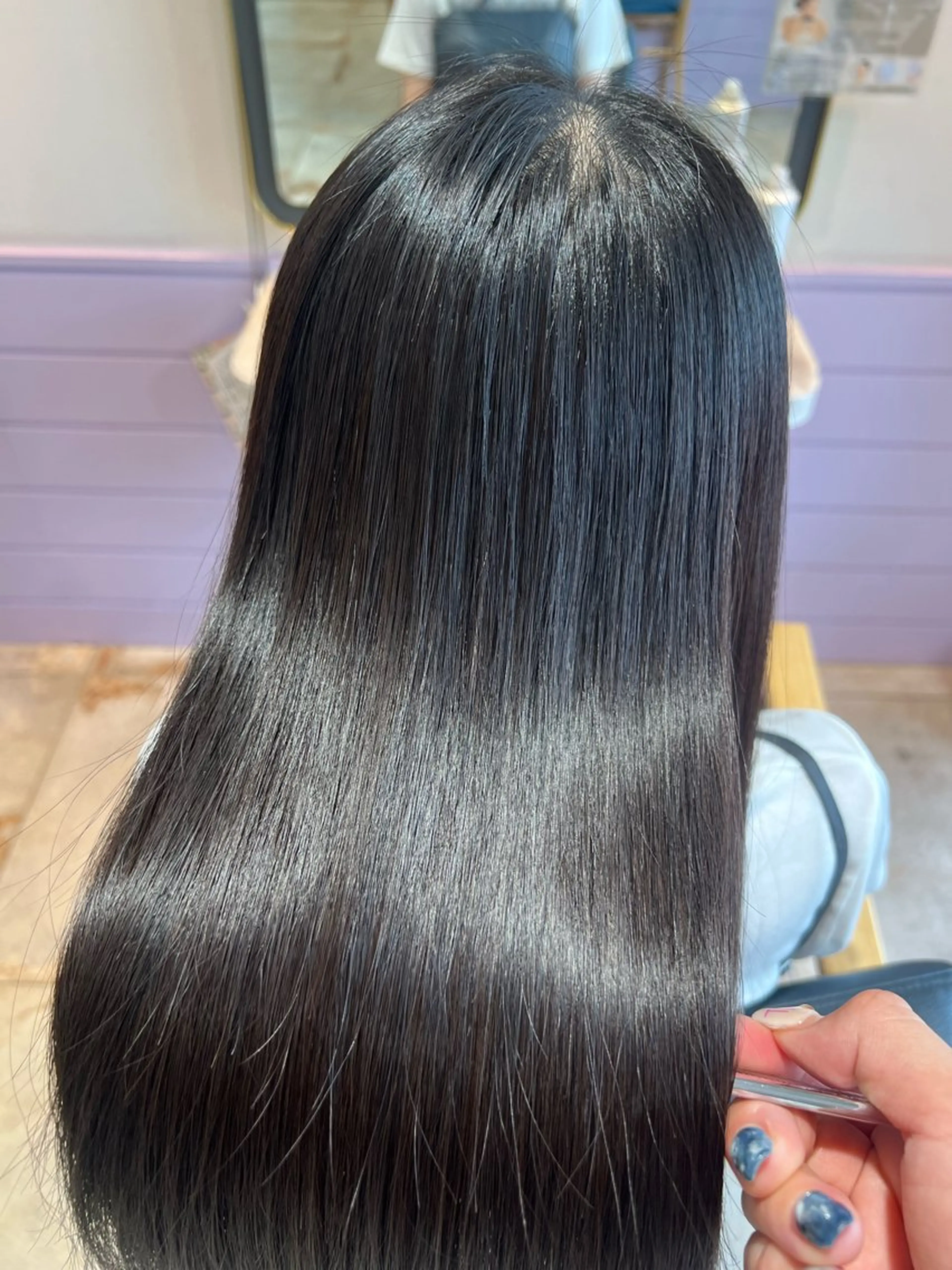 セミロング 縮毛矯正 トリートメント 髪質改善✨石塚 真梨奈のヘアスタイル