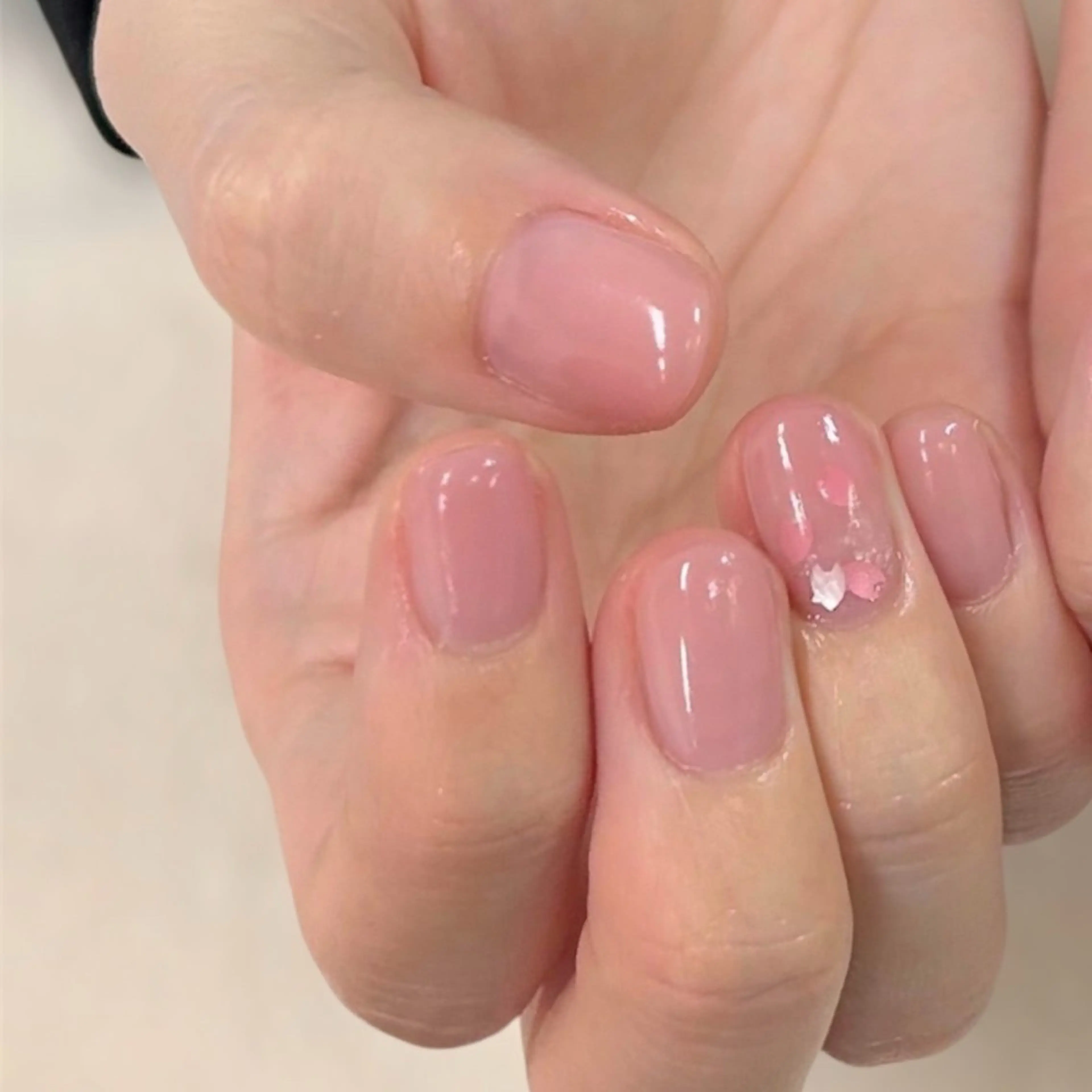 ネイル アトリエ　ミモザ所属・いまむら あかりのネイルデザイン