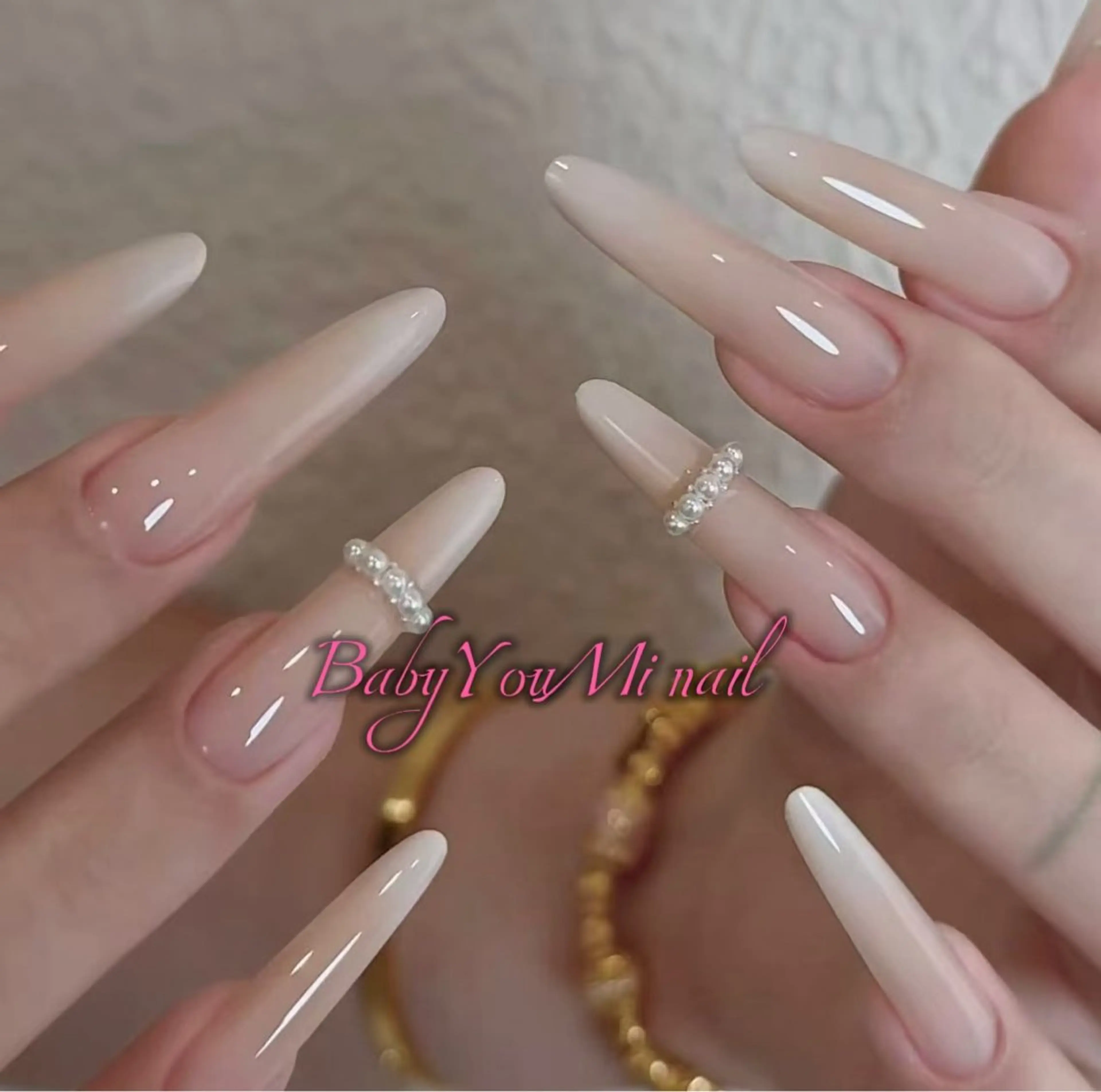ネイル オーロラネイル フラワーネイル フットネイル フレンチネイル ジェルネイル ハンドネイル ハンドケア BabyYouMi nailのネイルデザイン