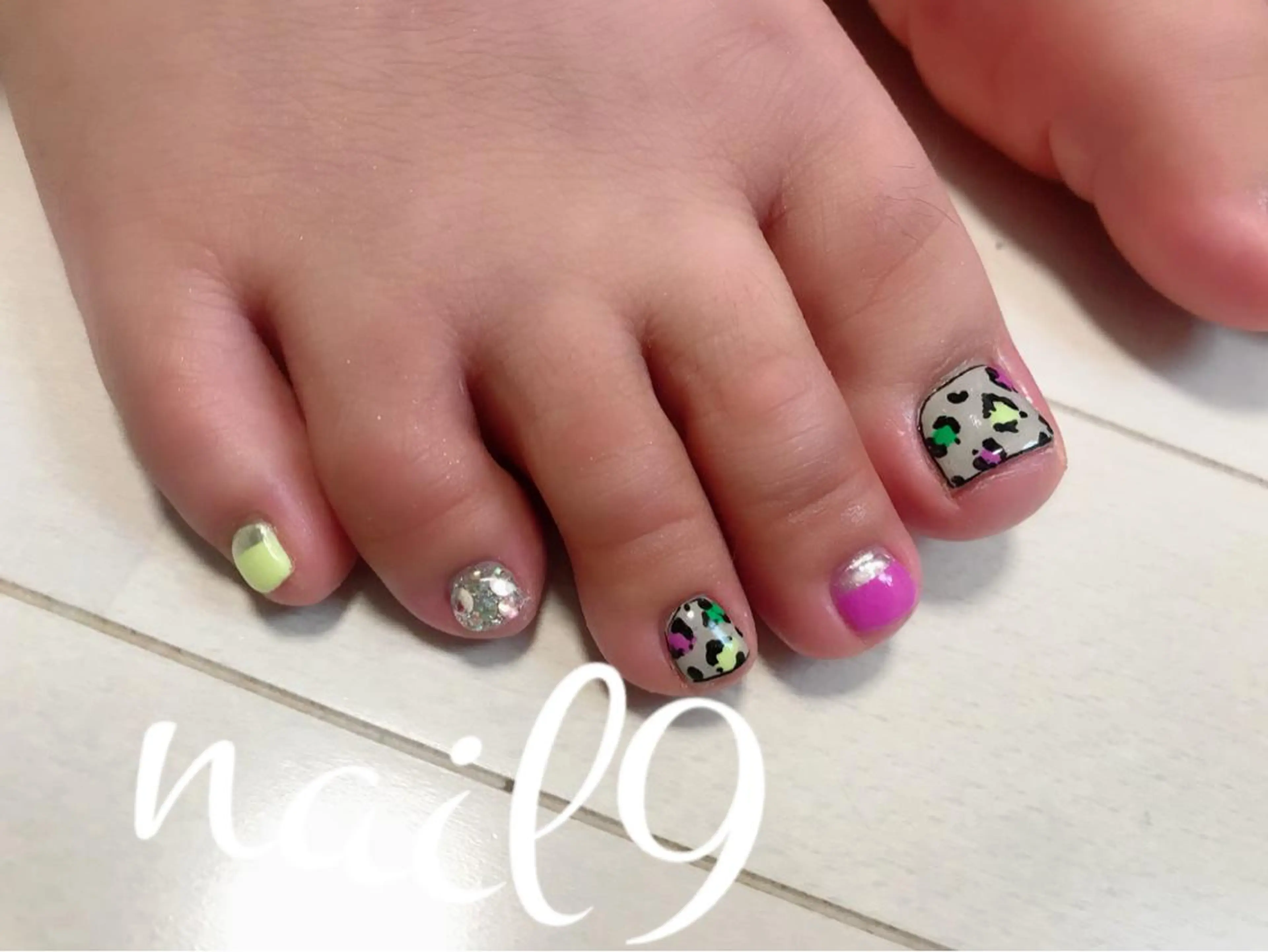 ネイル フットネイル ネイルサロン nail9のネイルデザイン