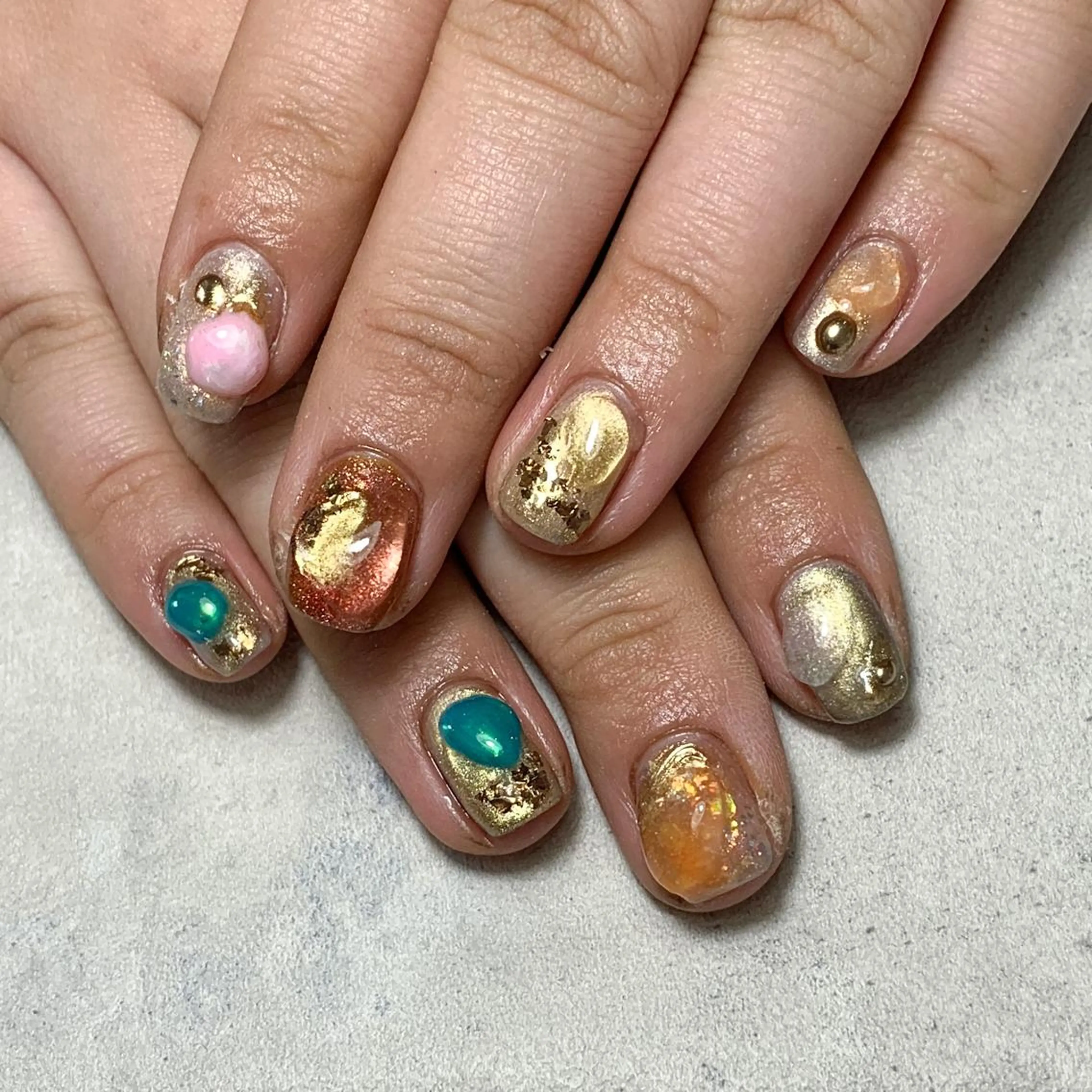 ネイル ハンドネイル atelier　FIORITURA所属・FIORITURA aiのネイルデザイン