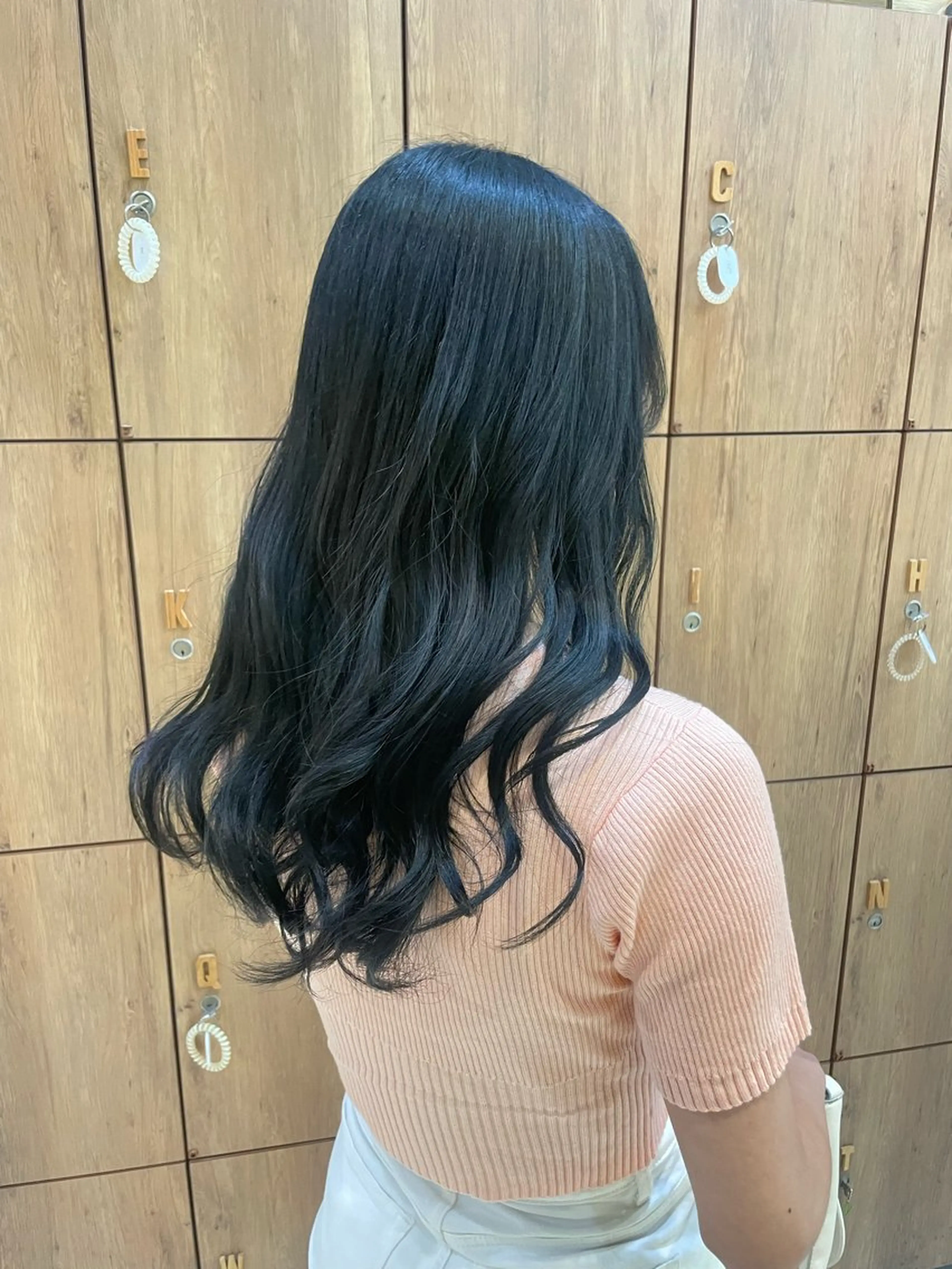 ロング 韓国カラー／エクステ 松戸梨杏のヘアスタイル