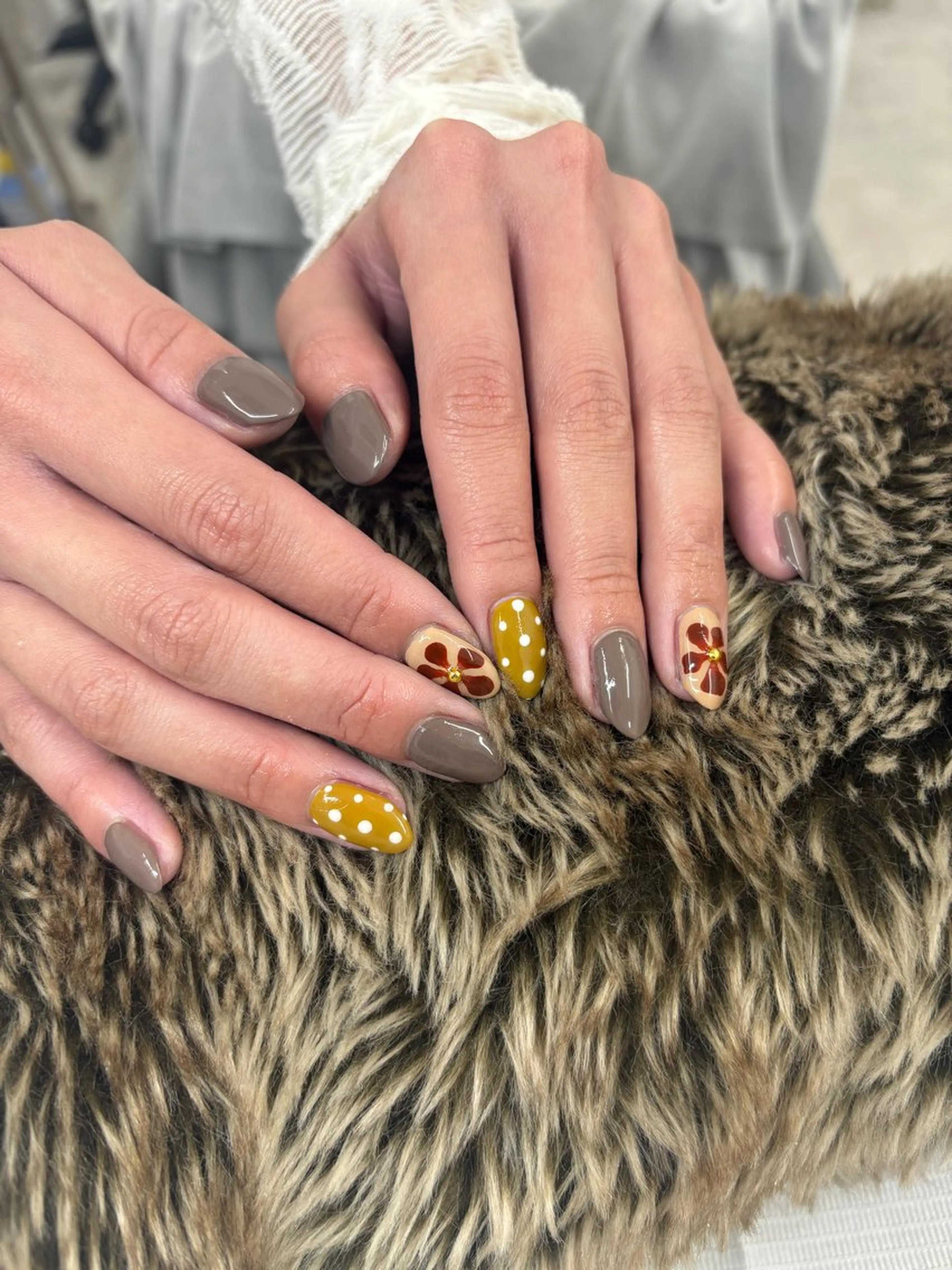 ネイル ハンドネイル yuria 🎀海外ネイル🌺のネイルデザイン