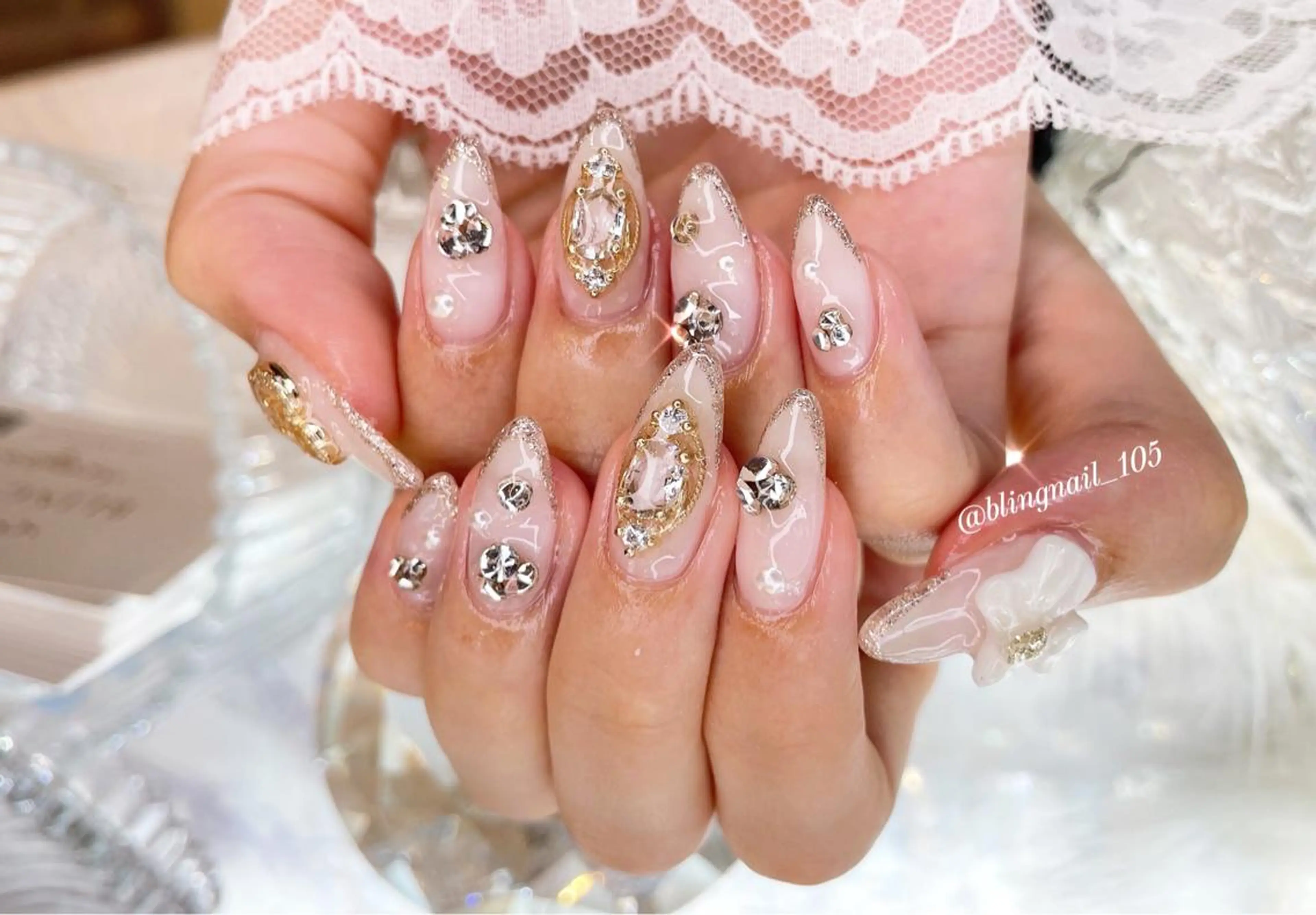 ネイル 23時まで❤︎韓国、 ワンホンネイルのネイルデザイン