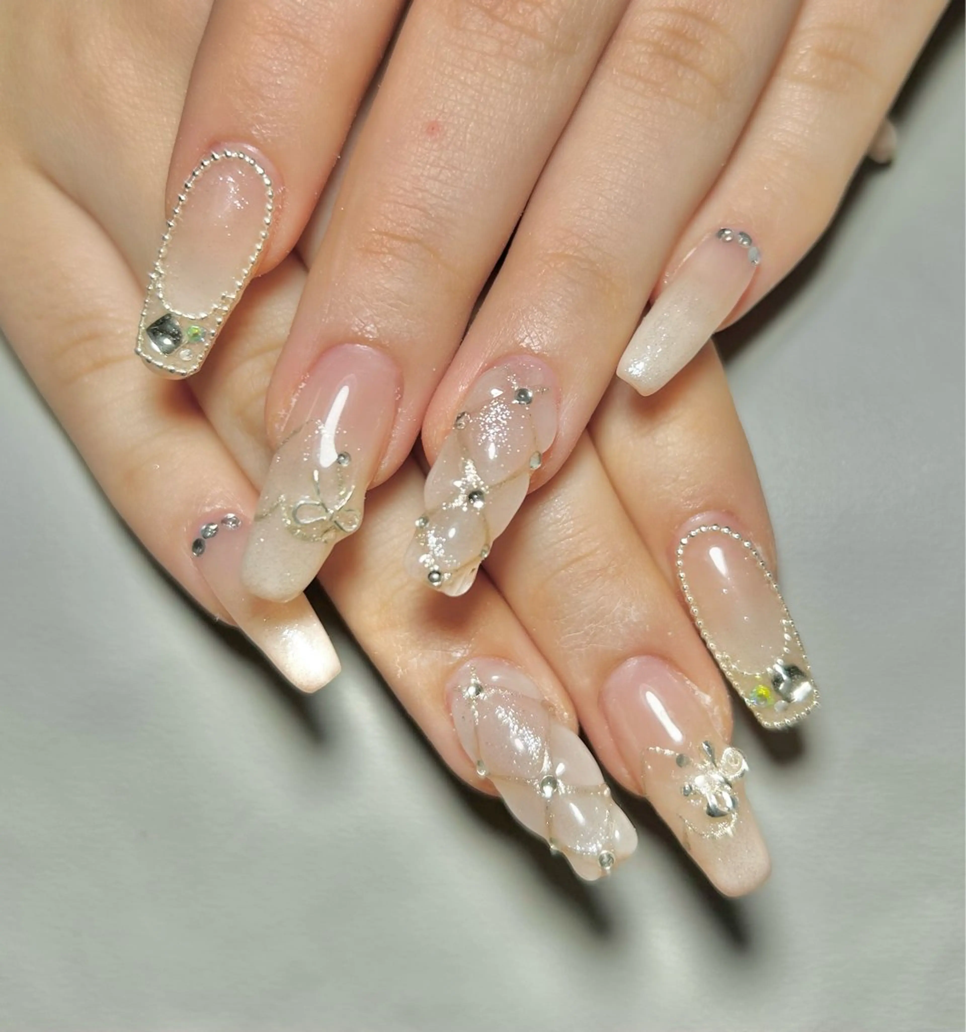 ネイル ハンドネイル Liennail 持込デザインやり放題のネイルデザイン