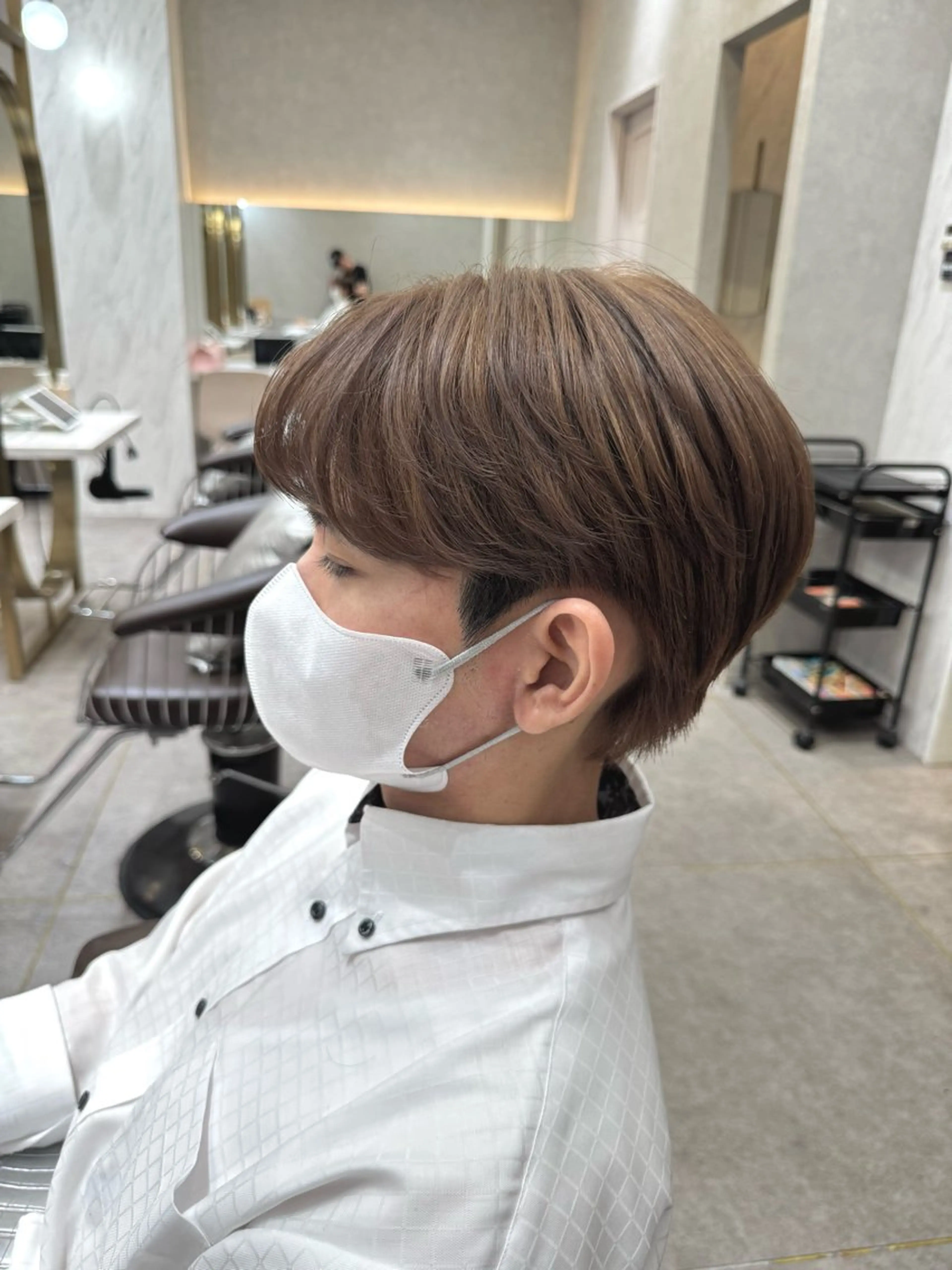 メンズ メンズハイトーン ヘアカラー 坂口 京平のヘアスタイル