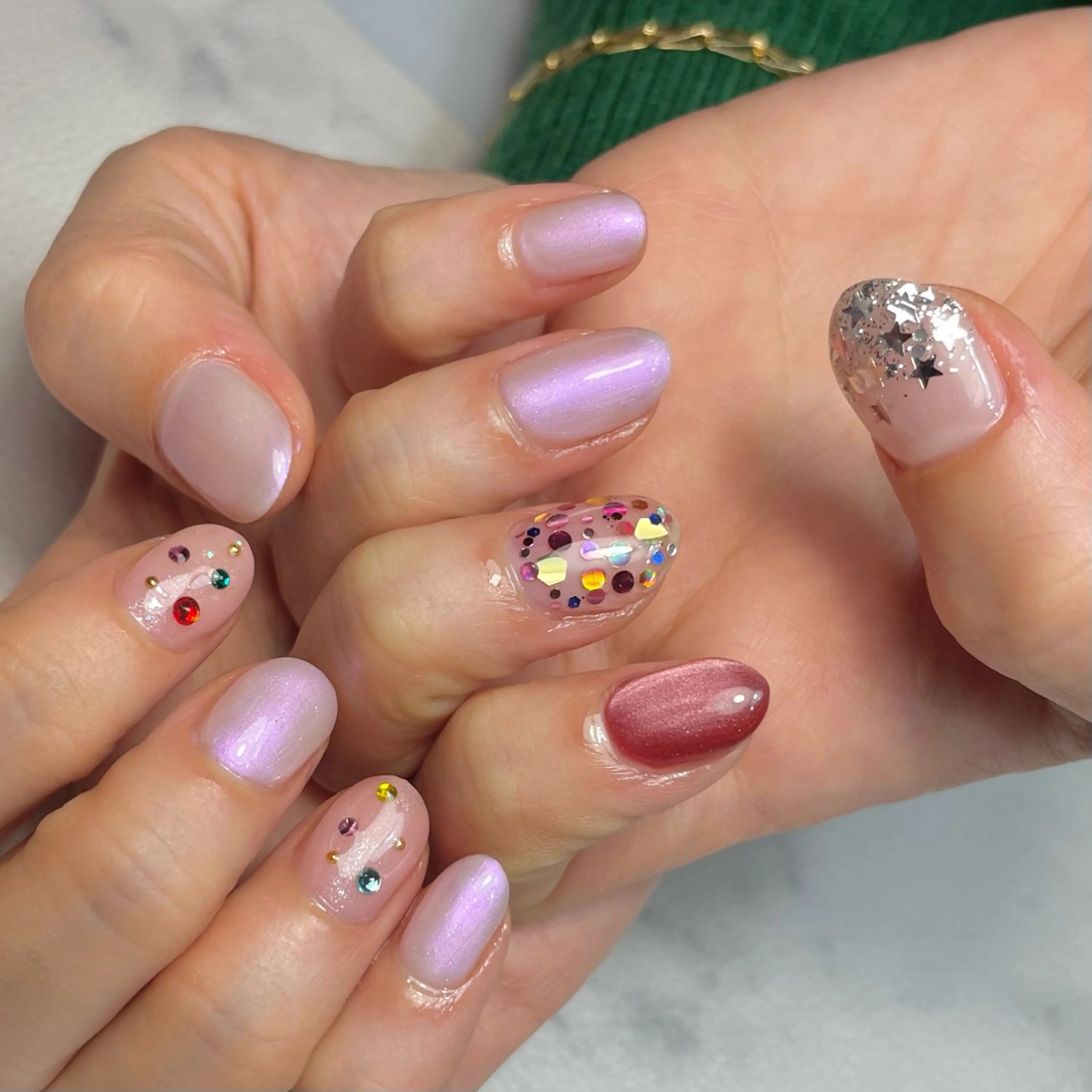 ネイル キラキラネイル ストーンネイル ハンドネイル 堀内 美里のネイルデザイン