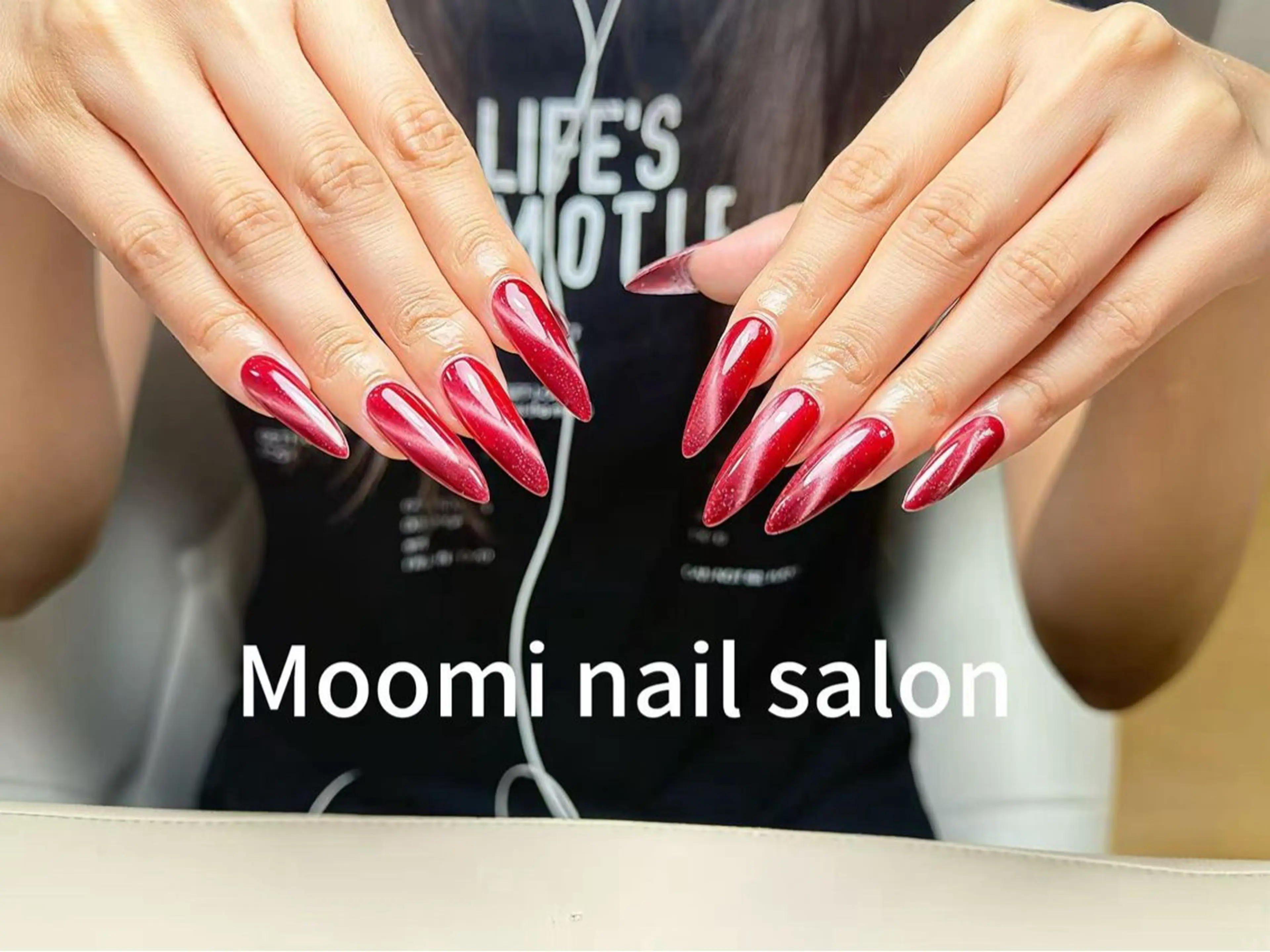 ロング ハンドネイル Moomi nail salonのネイルデザイン