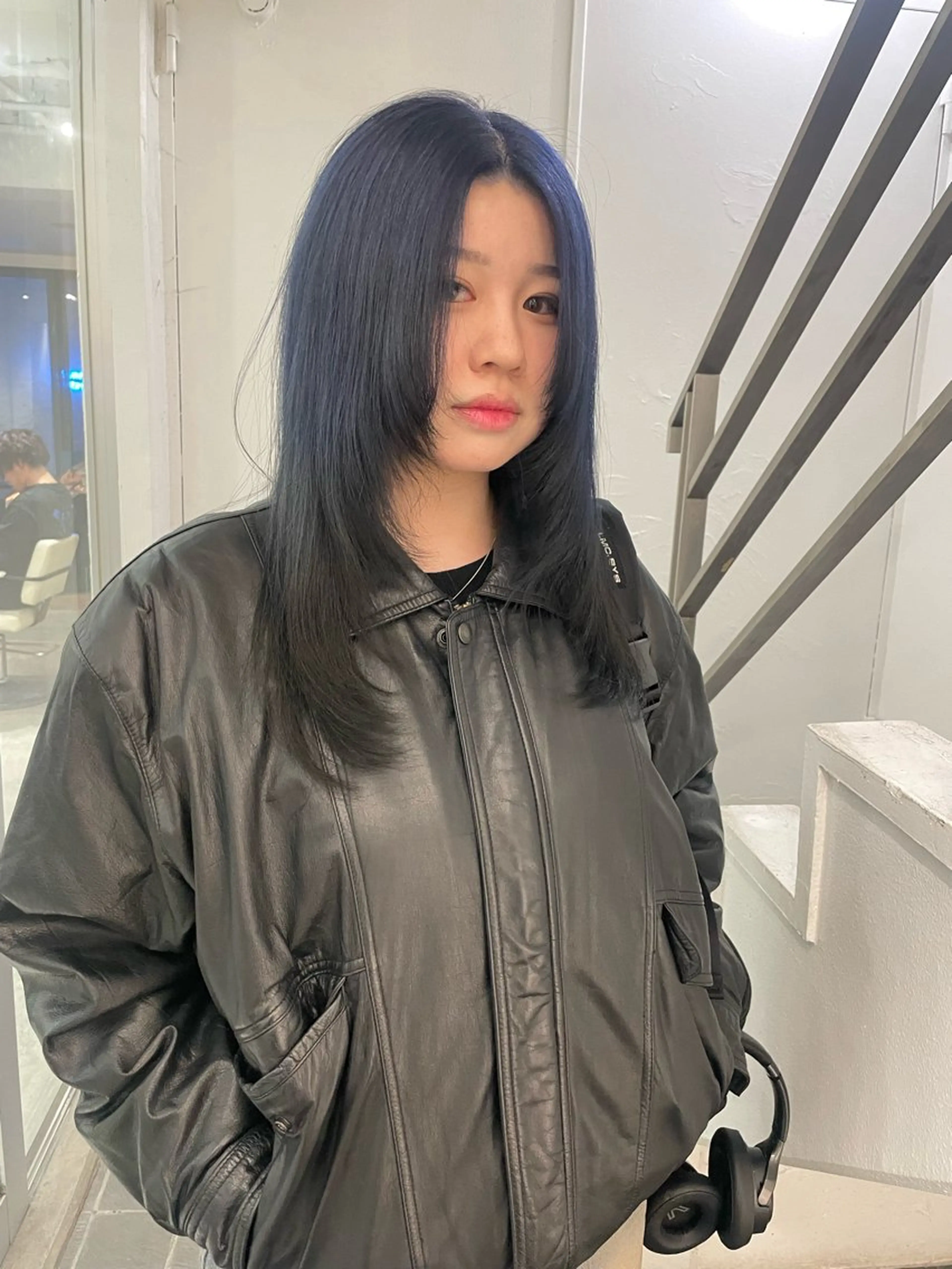 ロング カラー ブルーカラー グラデーションカラー レイヤーカット ヘアカラー トリートメント スパイラルパーマ 🌐hina⭐️のヘアスタイル