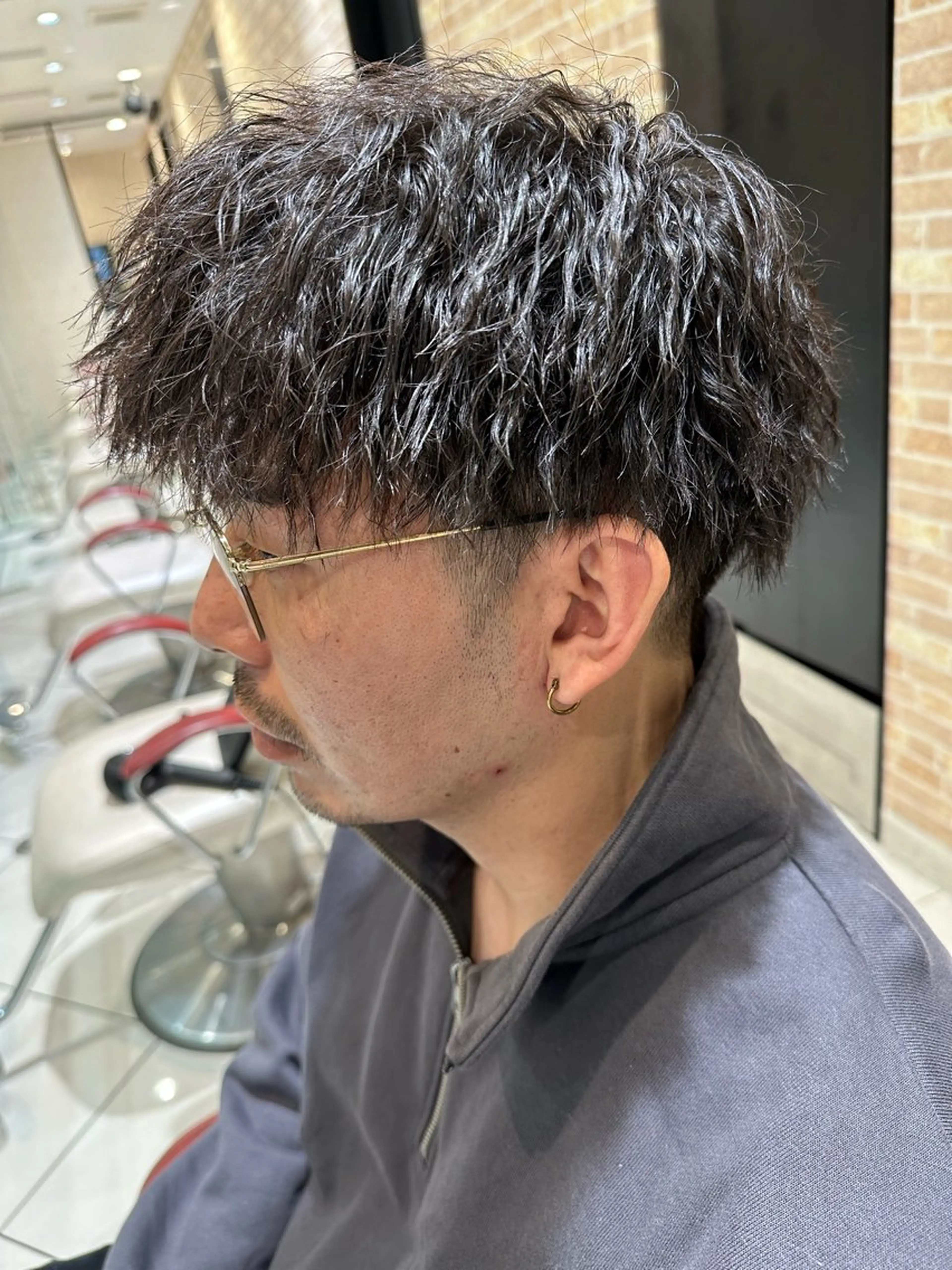 ショート パーマ メンズ メンズパーマ メンズツイストパーマ 波巻きパーマ ツイストパーマ 💈メンズ特化 美容師サキ💈のヘアスタイル