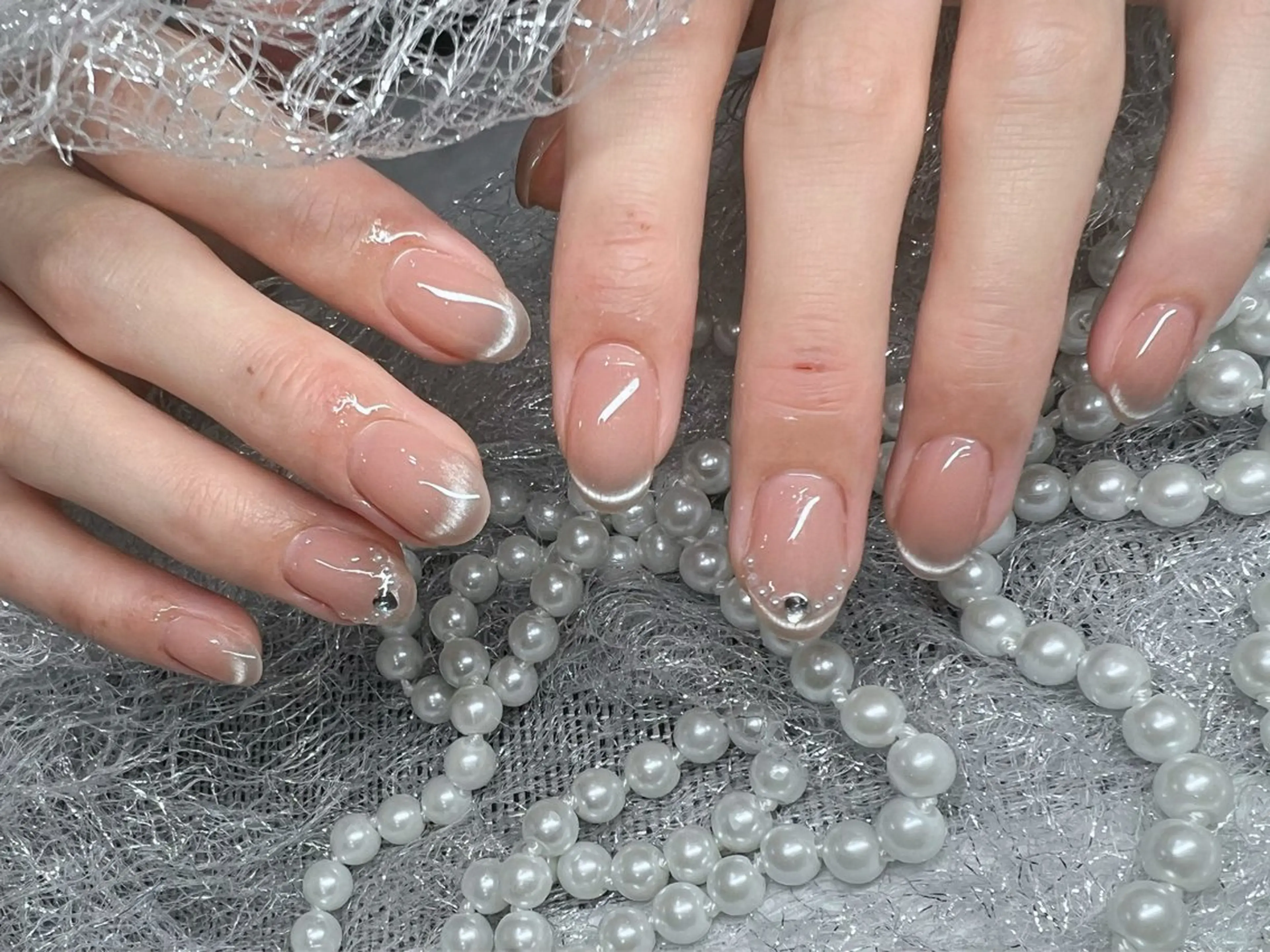 ネイル 長さ出し フットネイル フレンチネイル ジェルネイル 韓国ネイル ハンドネイル More Glam 池袋東口店のネイルデザイン