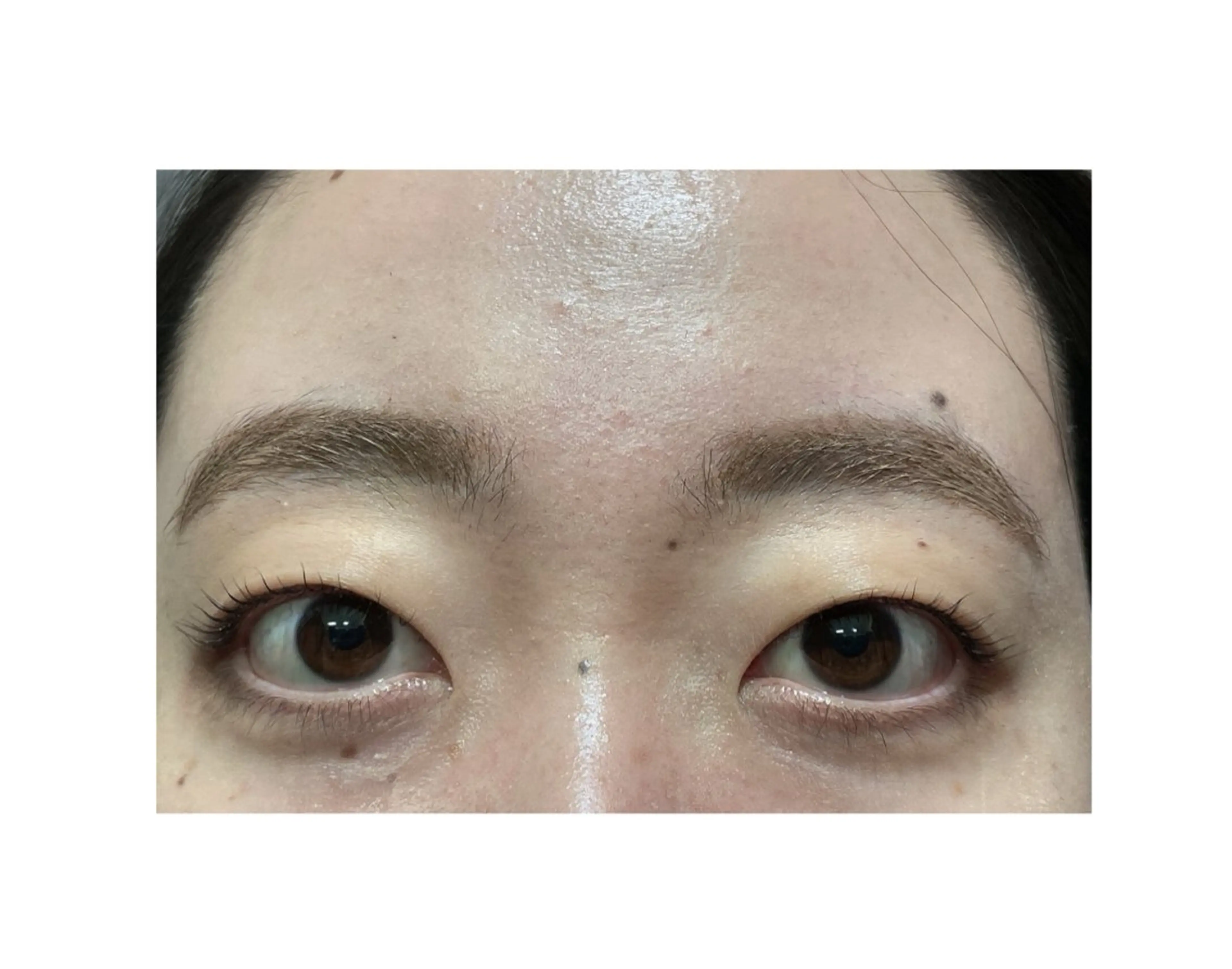 マツエク・マツパ cure所属・井上 真里奈のヘアスタイル