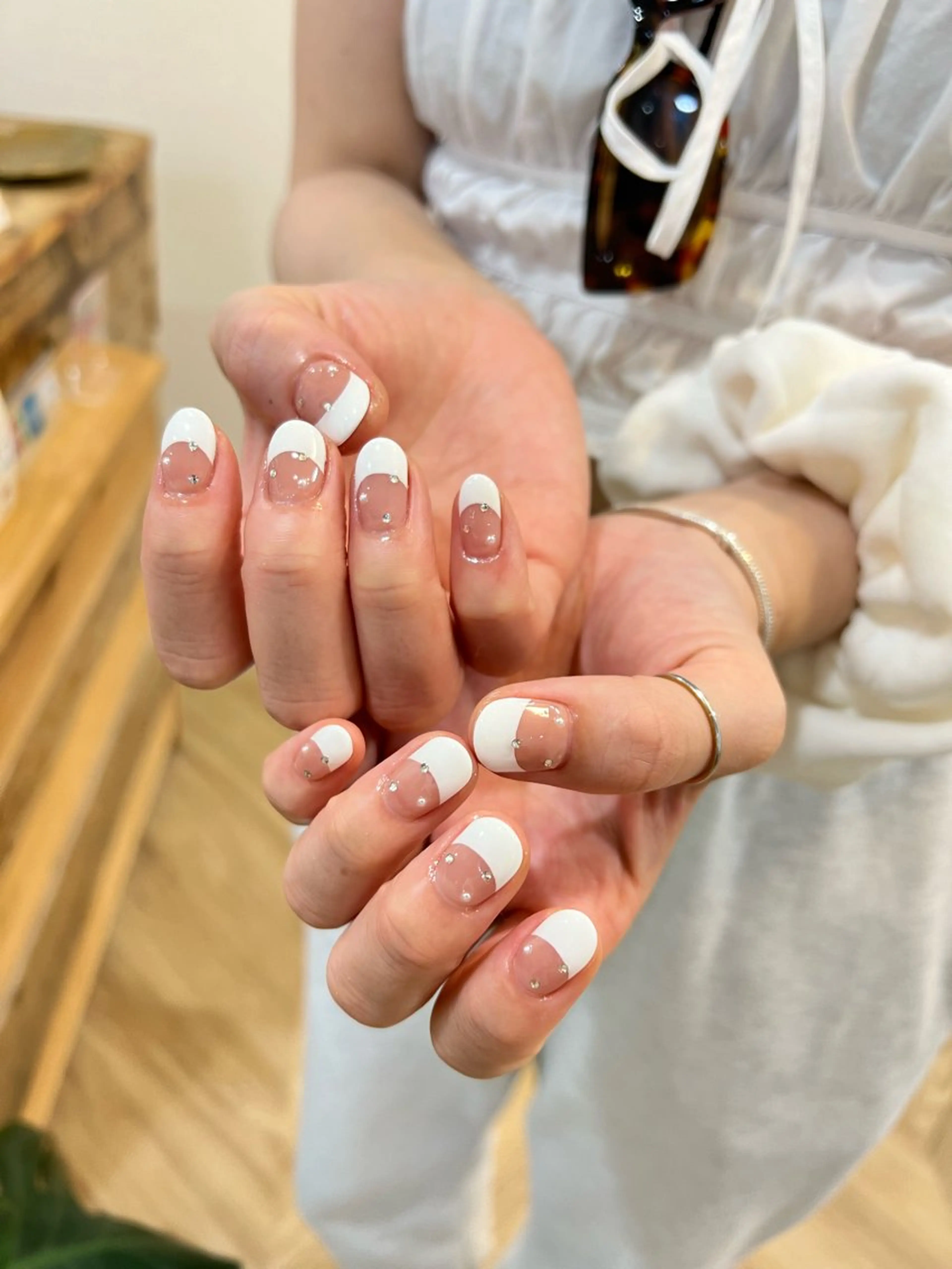 ネイル ハンドネイル フットネイル ハンドケア Nes.Nail所属・Miyagi Asamiのネイルデザイン