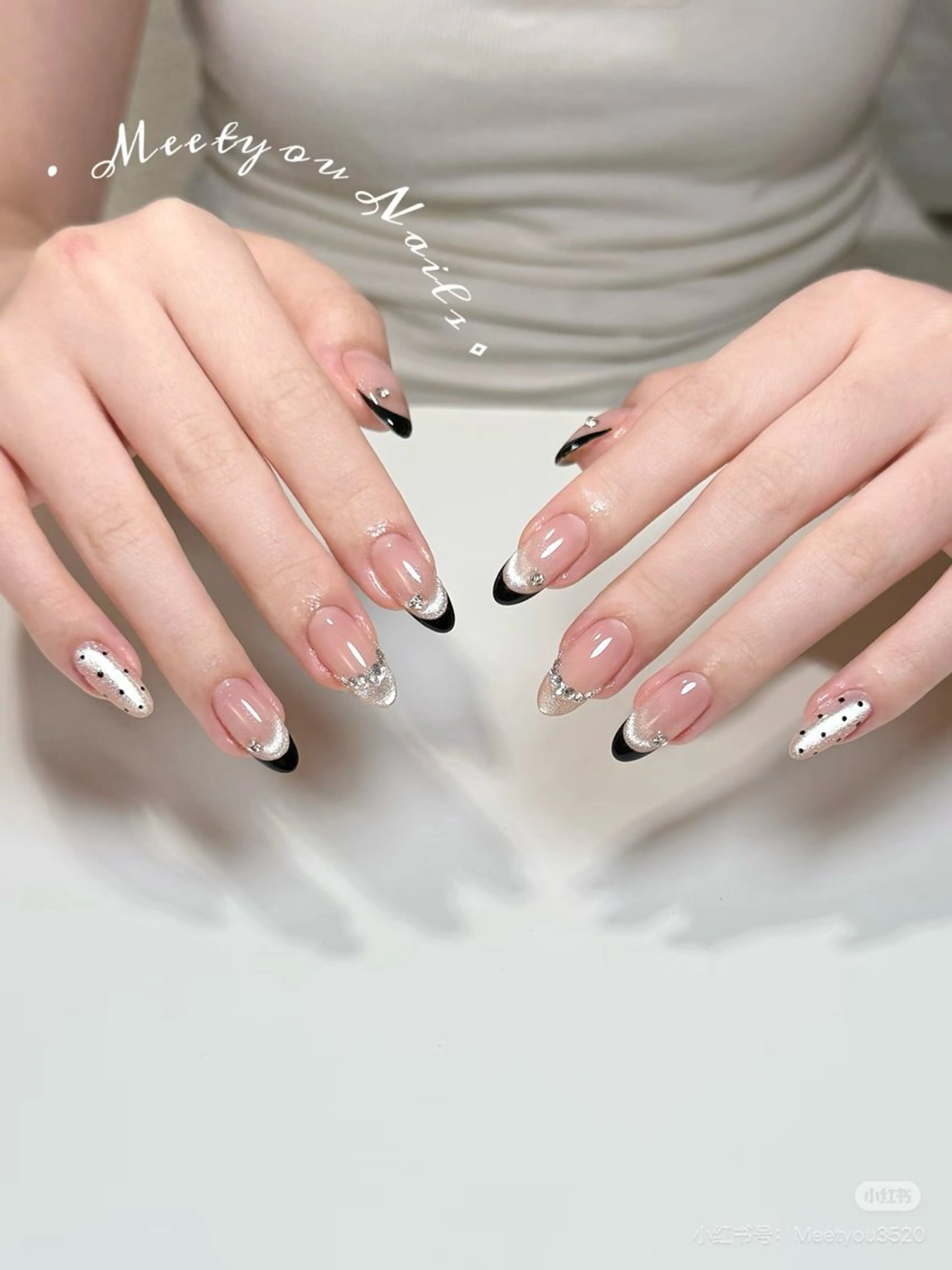 ネイル Nail salon recess池袋所属・惠 美奈のネイルデザイン