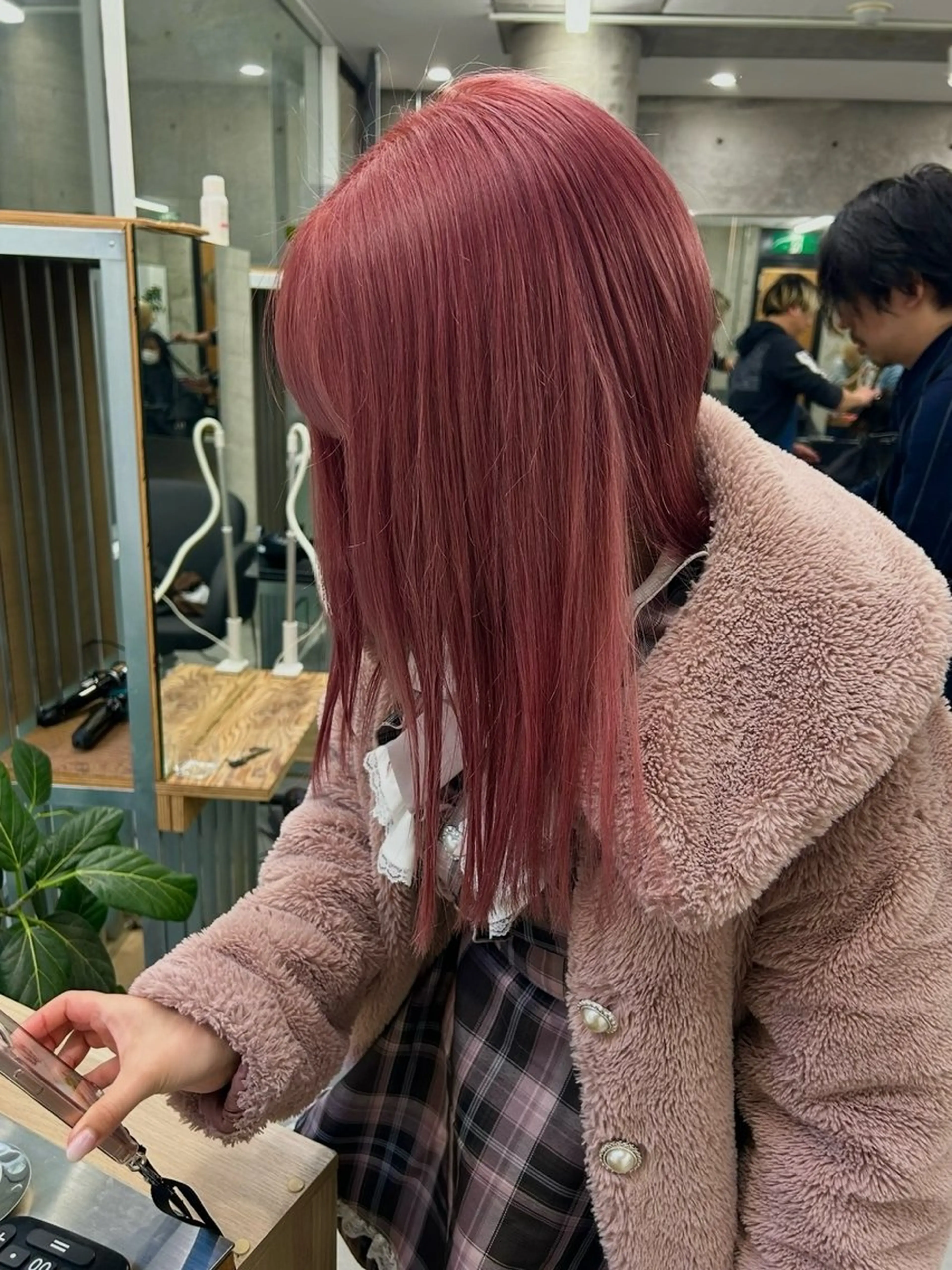 ミディアム カラー ヘアカラー トリートメント メンズ多数⚡ブリーチ 特化💚Acchonのヘアスタイル