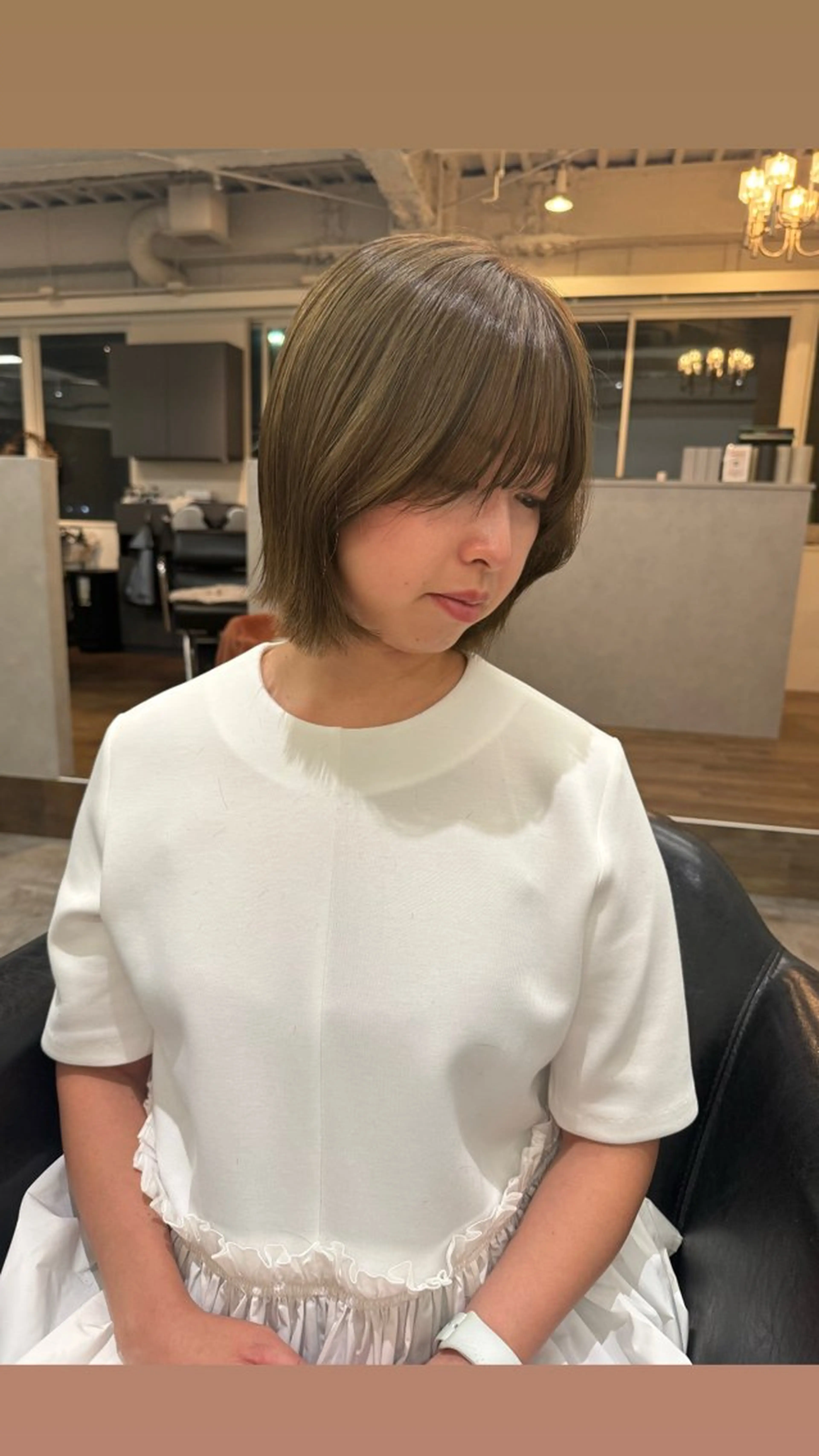 ショート ボブ 白髪ぼかし 👒堀江・ヨンスクのヘアスタイル