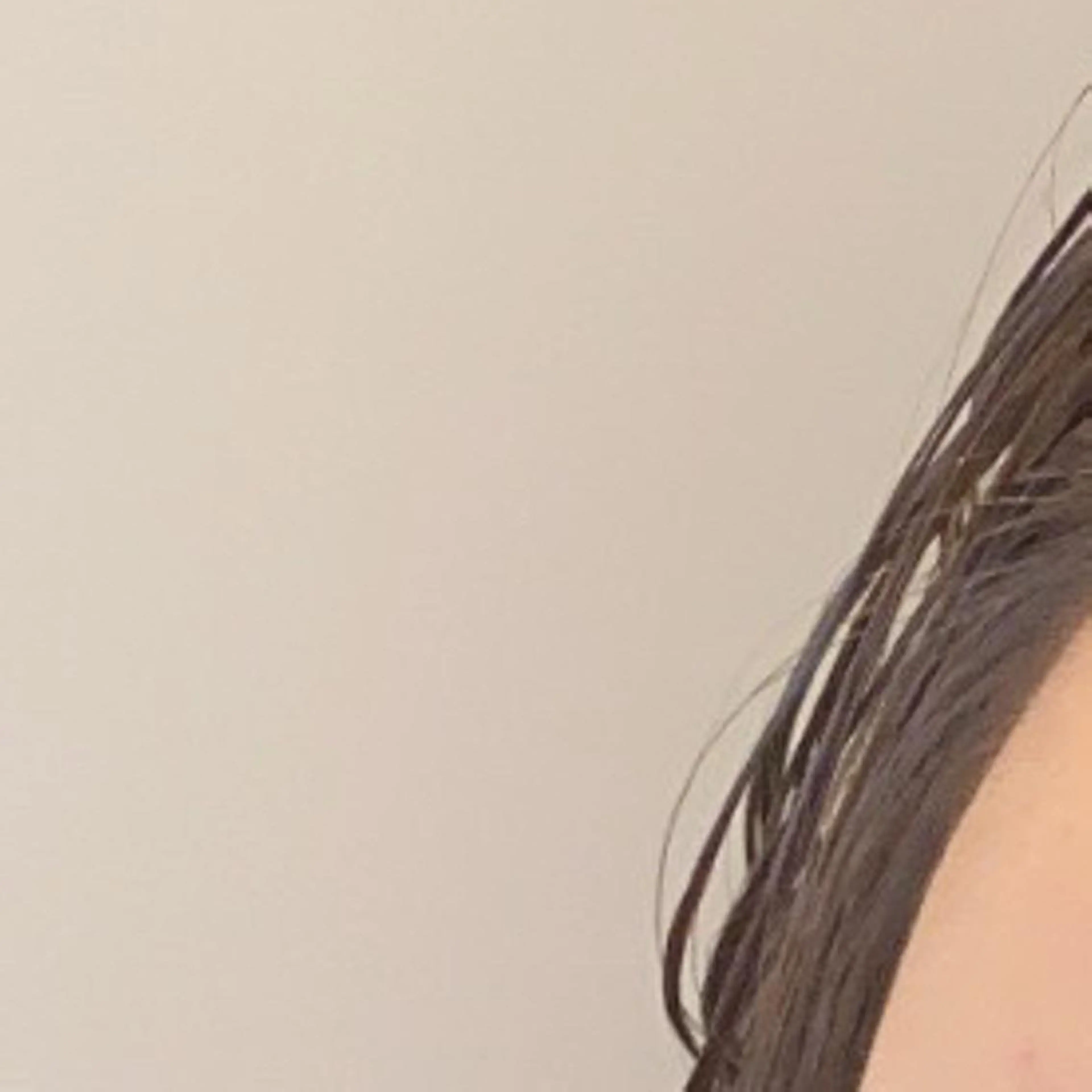 ミディアム カラー ✄個性を生かす✄ 𝒉a𝒓u𝒏aのヘアスタイル